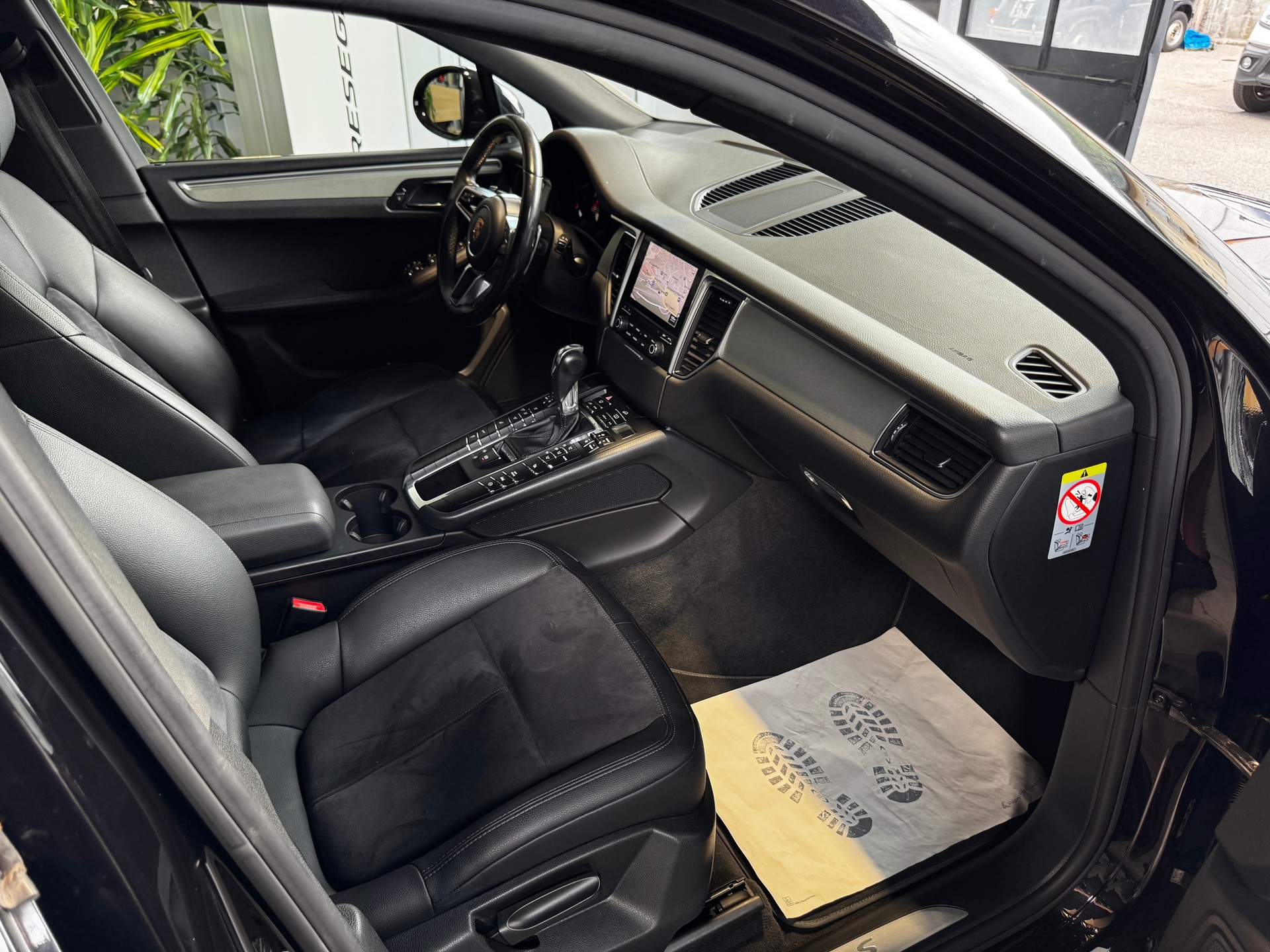 PORSCHE Macan S PDK-image-8