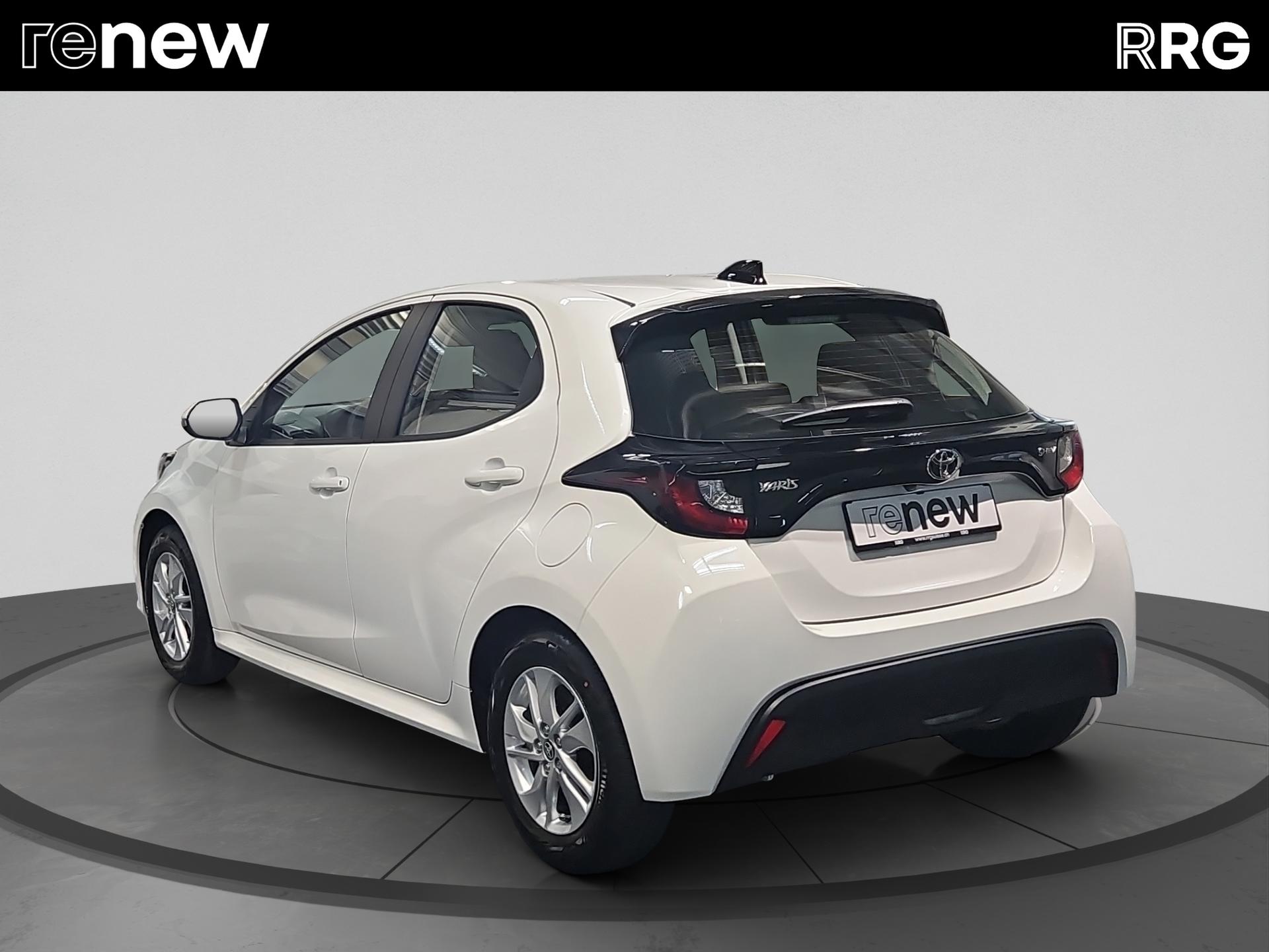TOYOTA Yaris 1.5 Comfort e-CVT-image-4