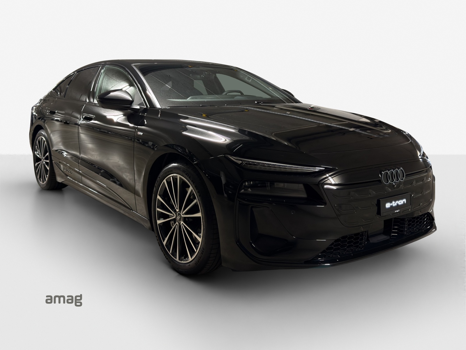 AUDI A6 Sportback e-tron quattro-image-5