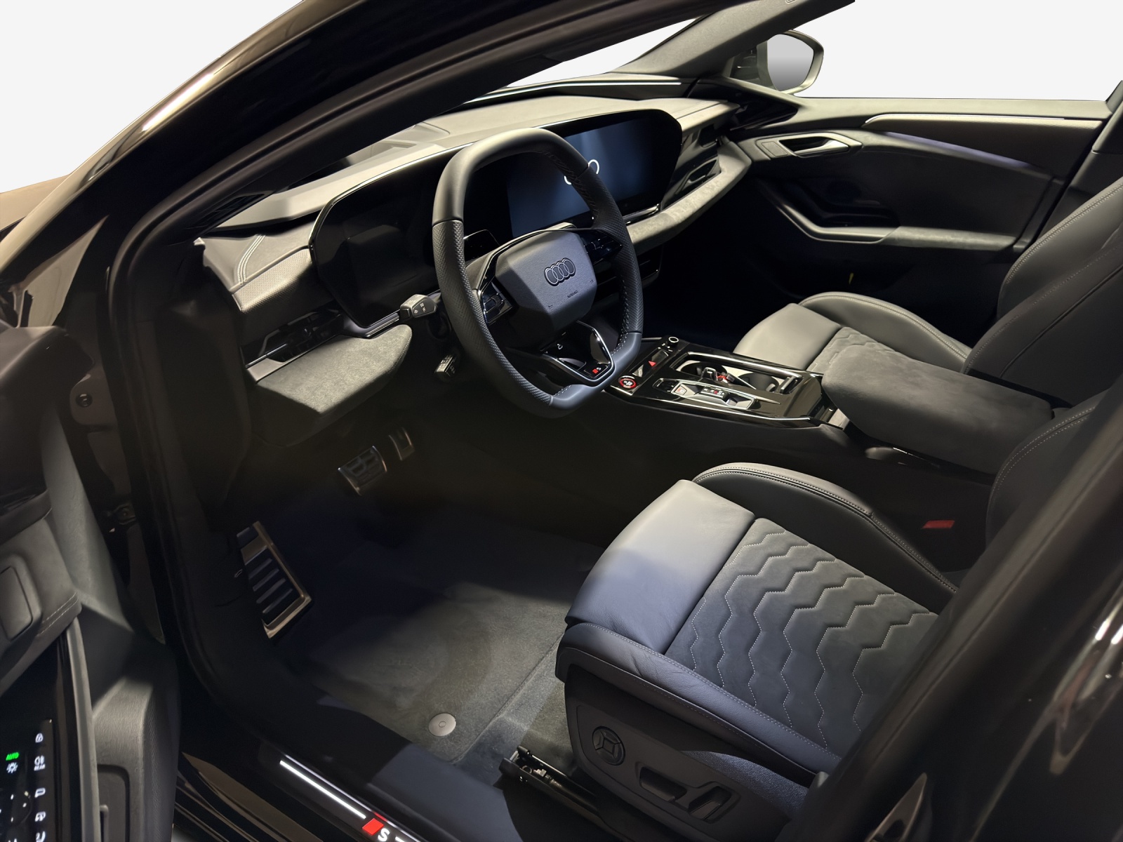 AUDI A6 Sportback e-tron quattro-image-7