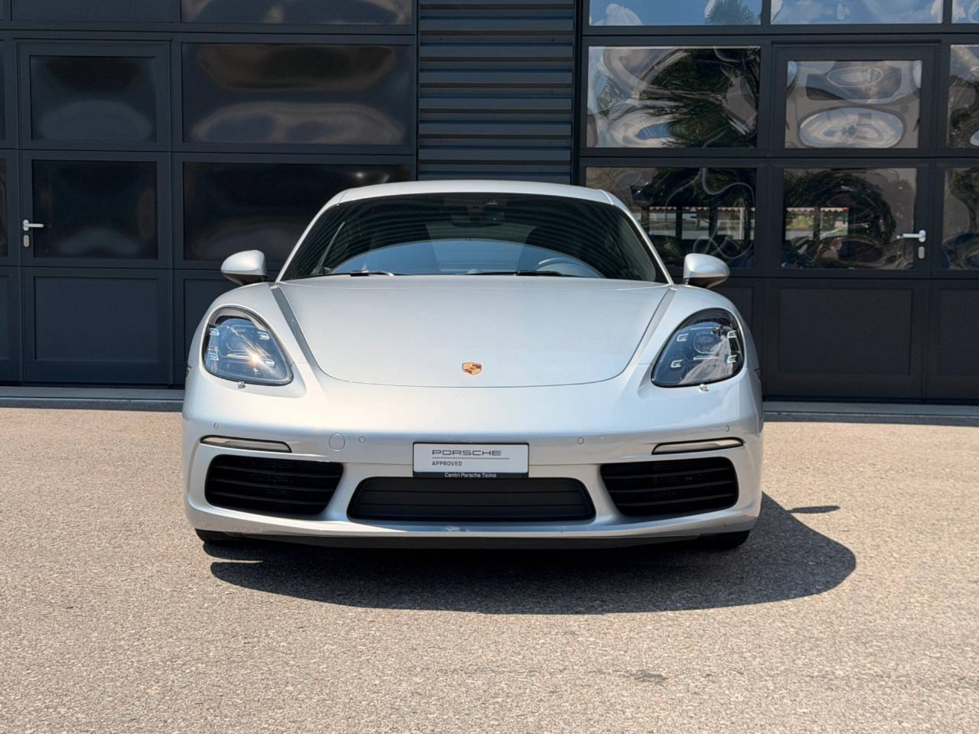 PORSCHE 718 Cayman S-image-8