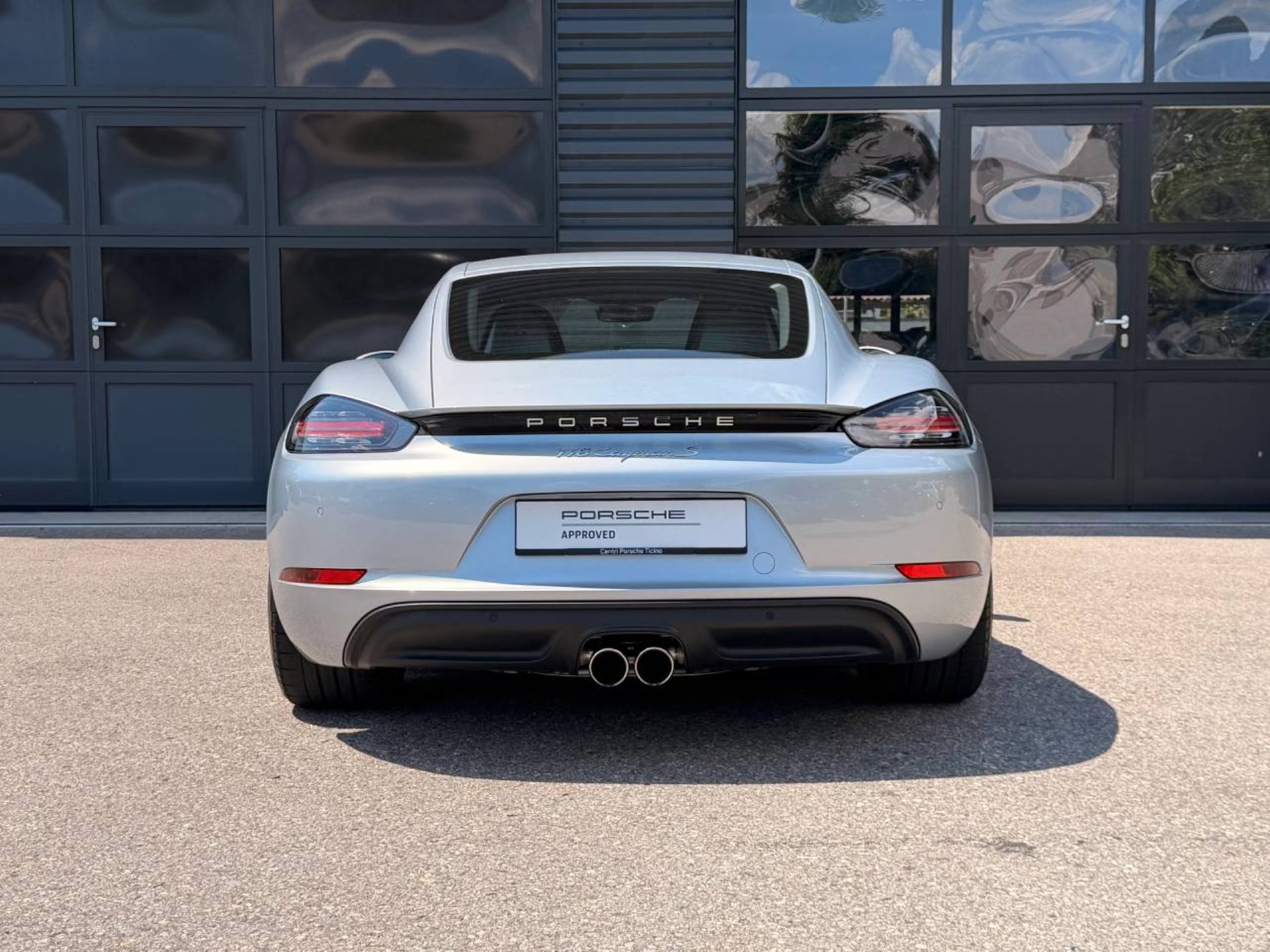 PORSCHE 718 Cayman S-image-5