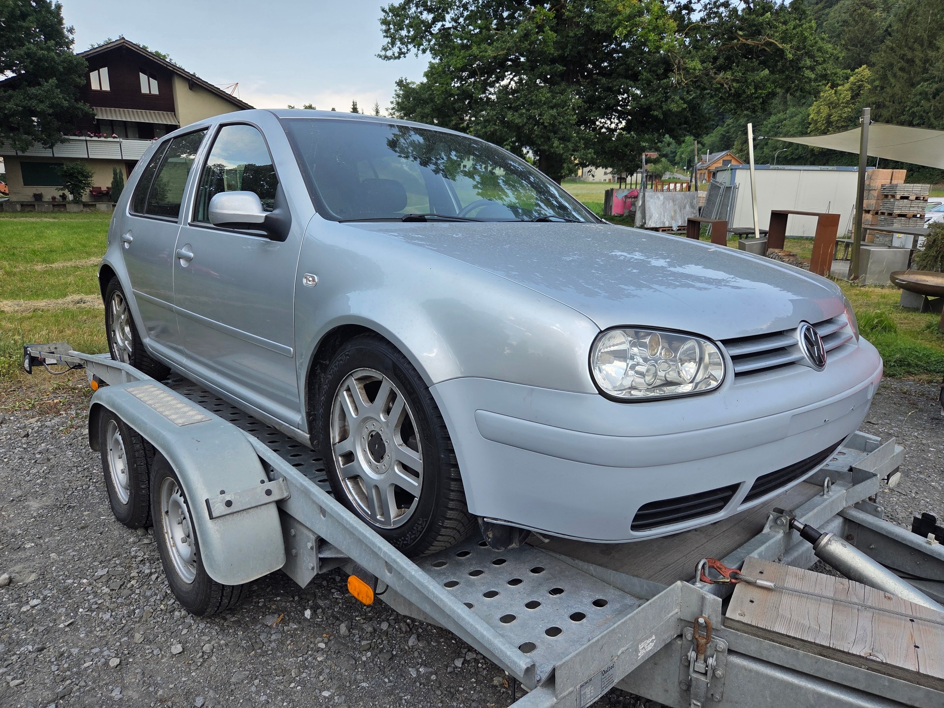 VW GOLF-image-5