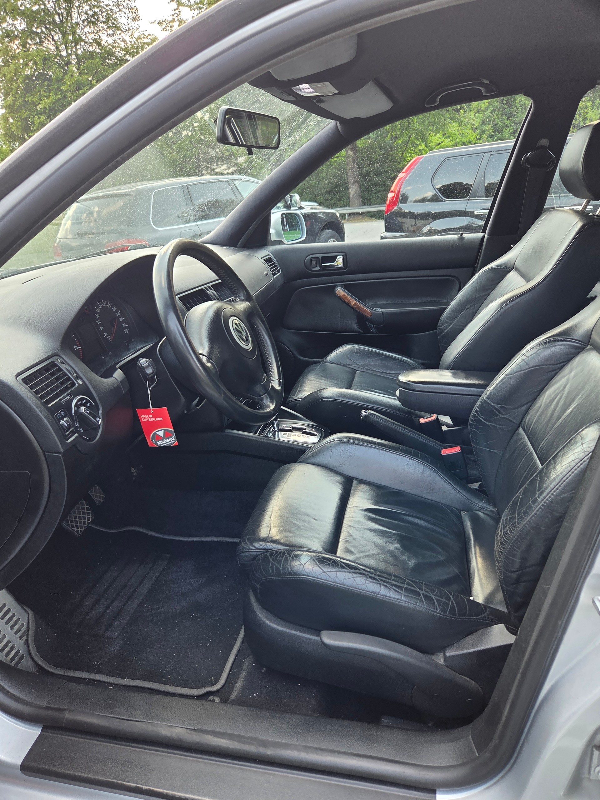 VW GOLF-image-6
