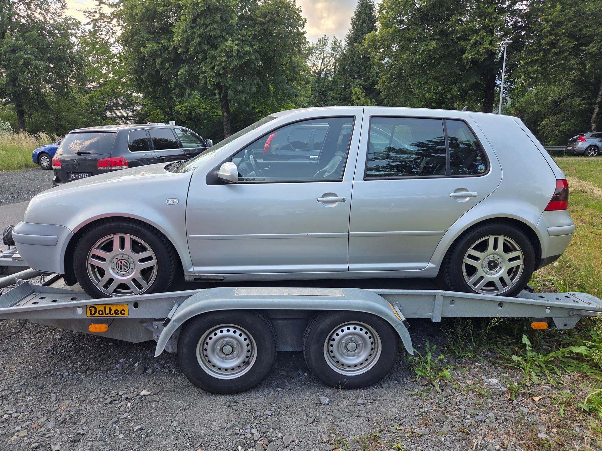 VW GOLF-image-1