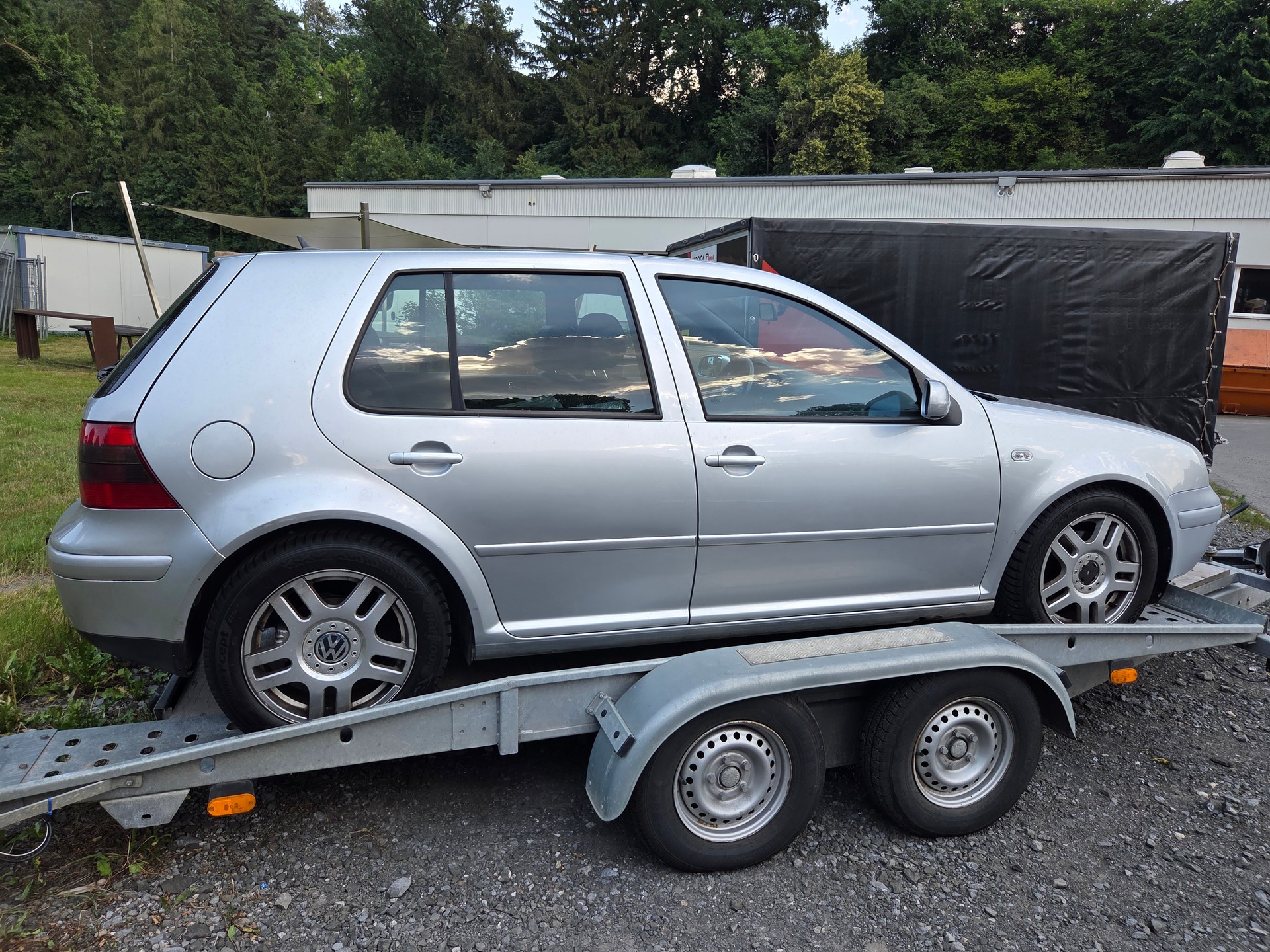 VW GOLF-image-2
