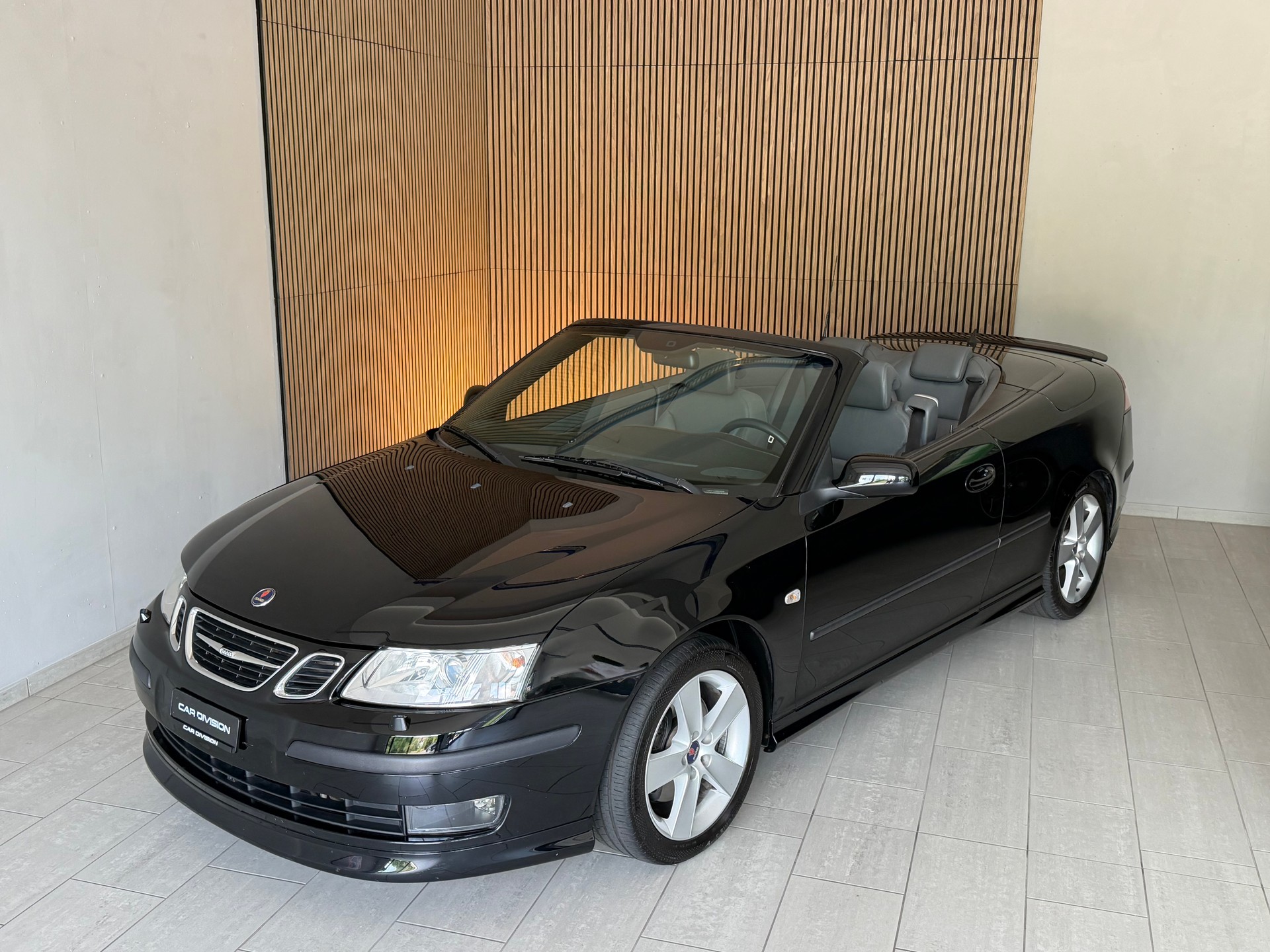 SAAB 9-3 2.8T V6 Aero-image-2