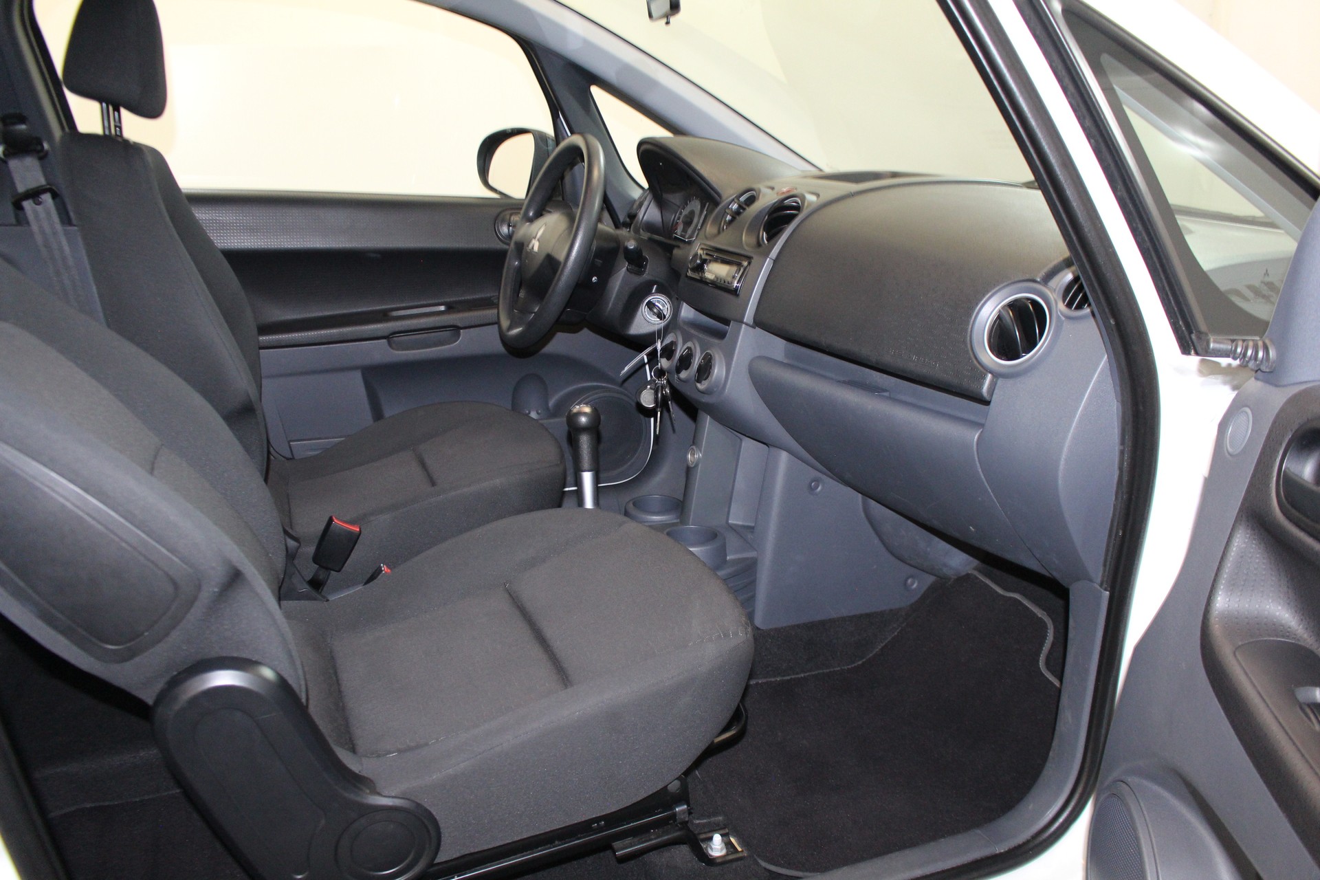 MITSUBISHI Colt 1.1 12V Super Goal-image-9