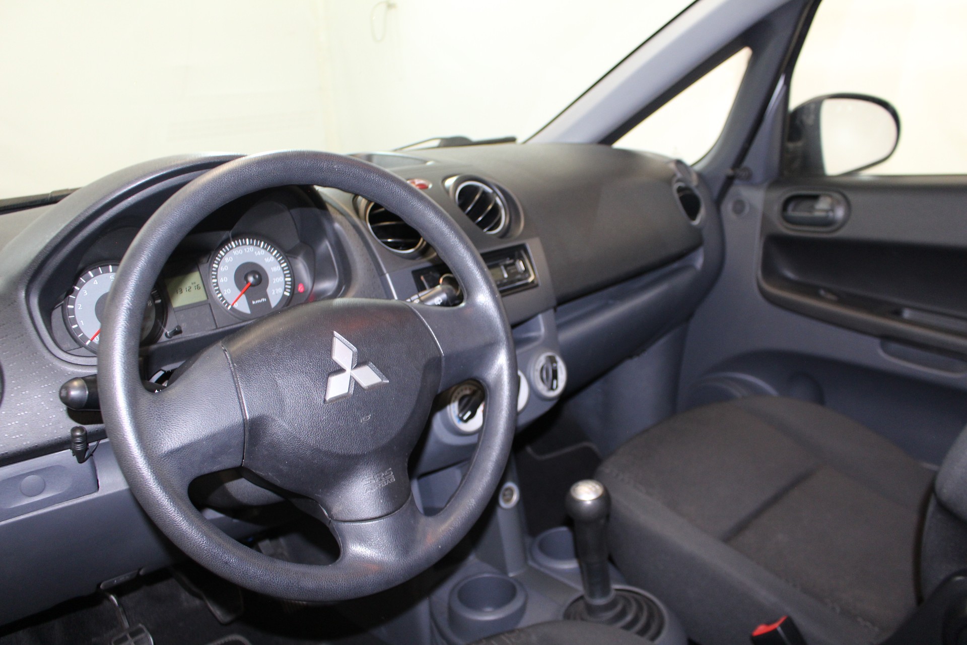 MITSUBISHI Colt 1.1 12V Super Goal-image-11