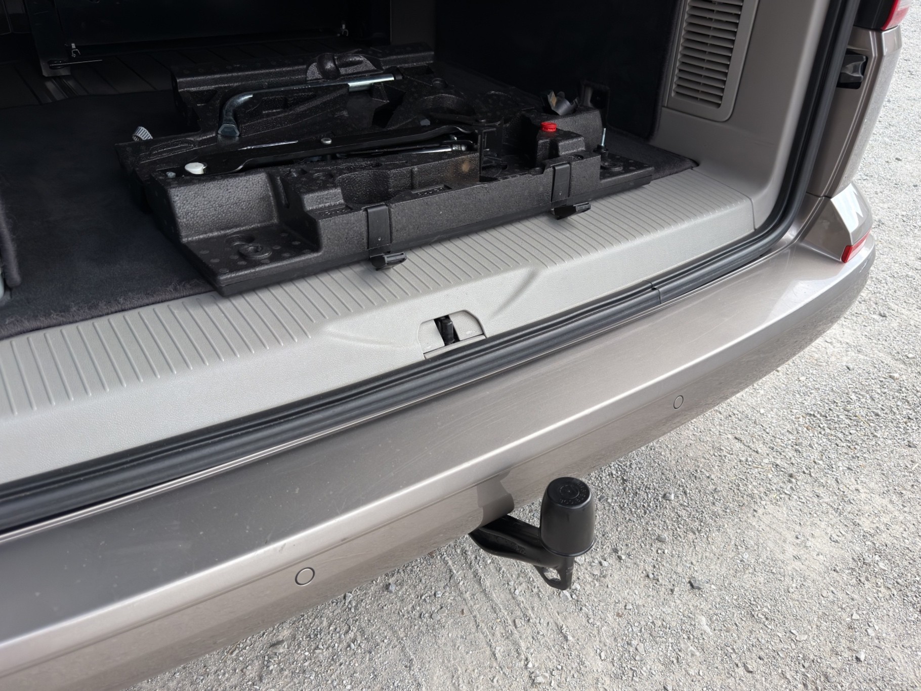 VW T6 California 2.0 Bi-TDI Ocean GREY 4Motion DSG-image-29