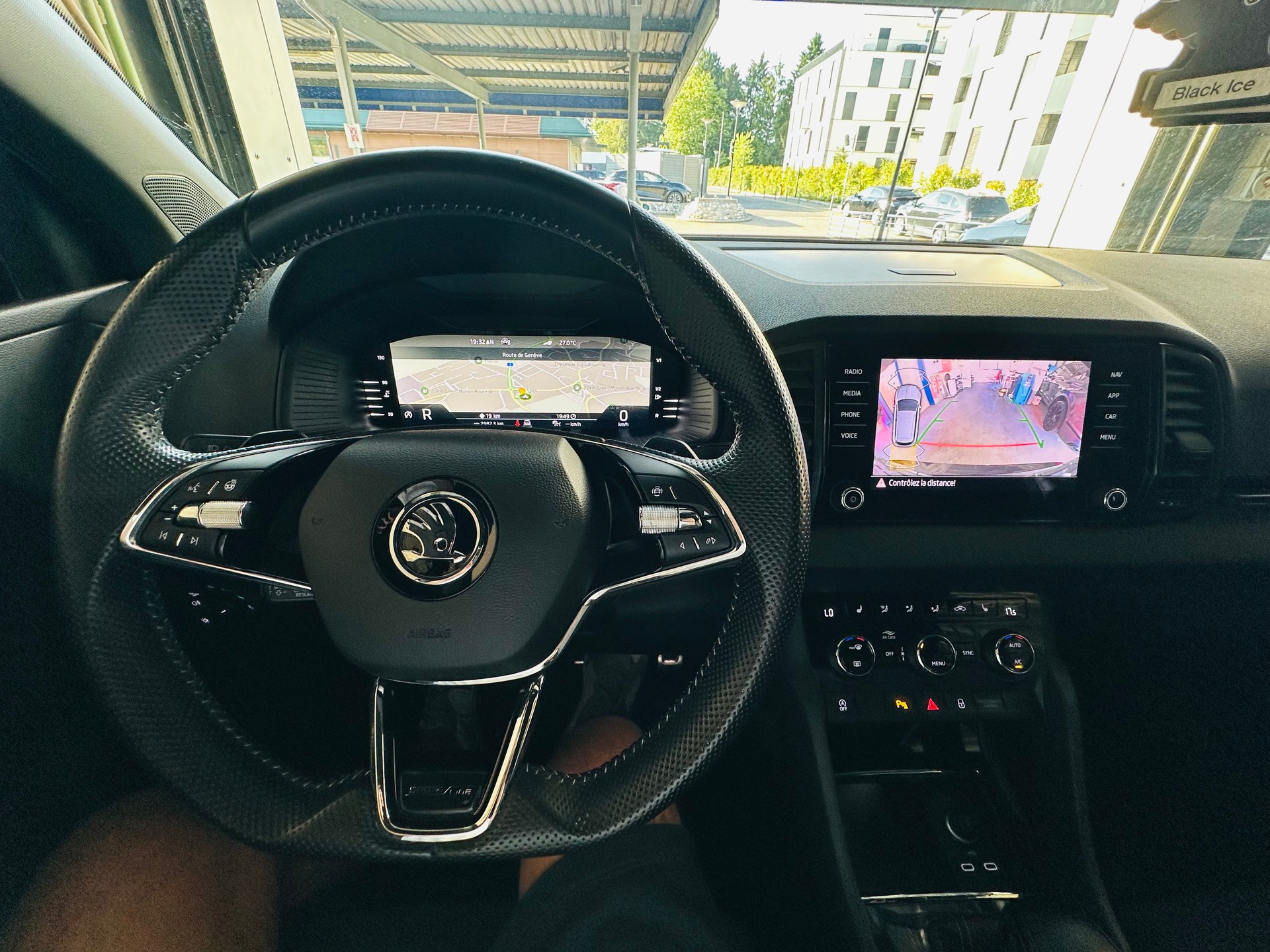 SKODA Karoq 1.5 TSI ACT SportLine DSG-image-20