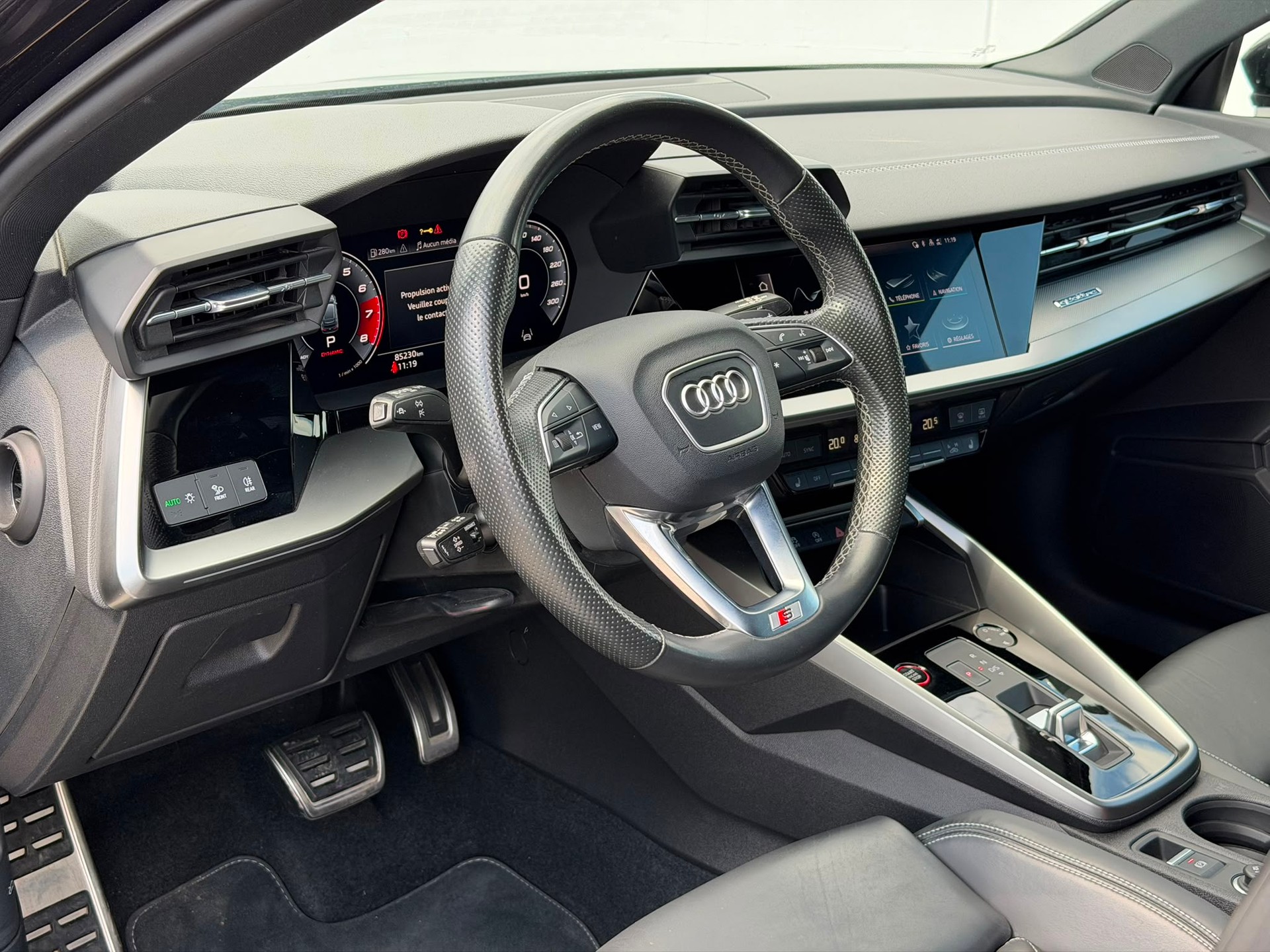 AUDI S3 Sportback 2.0 TFSI quattro S-tronic-image-7