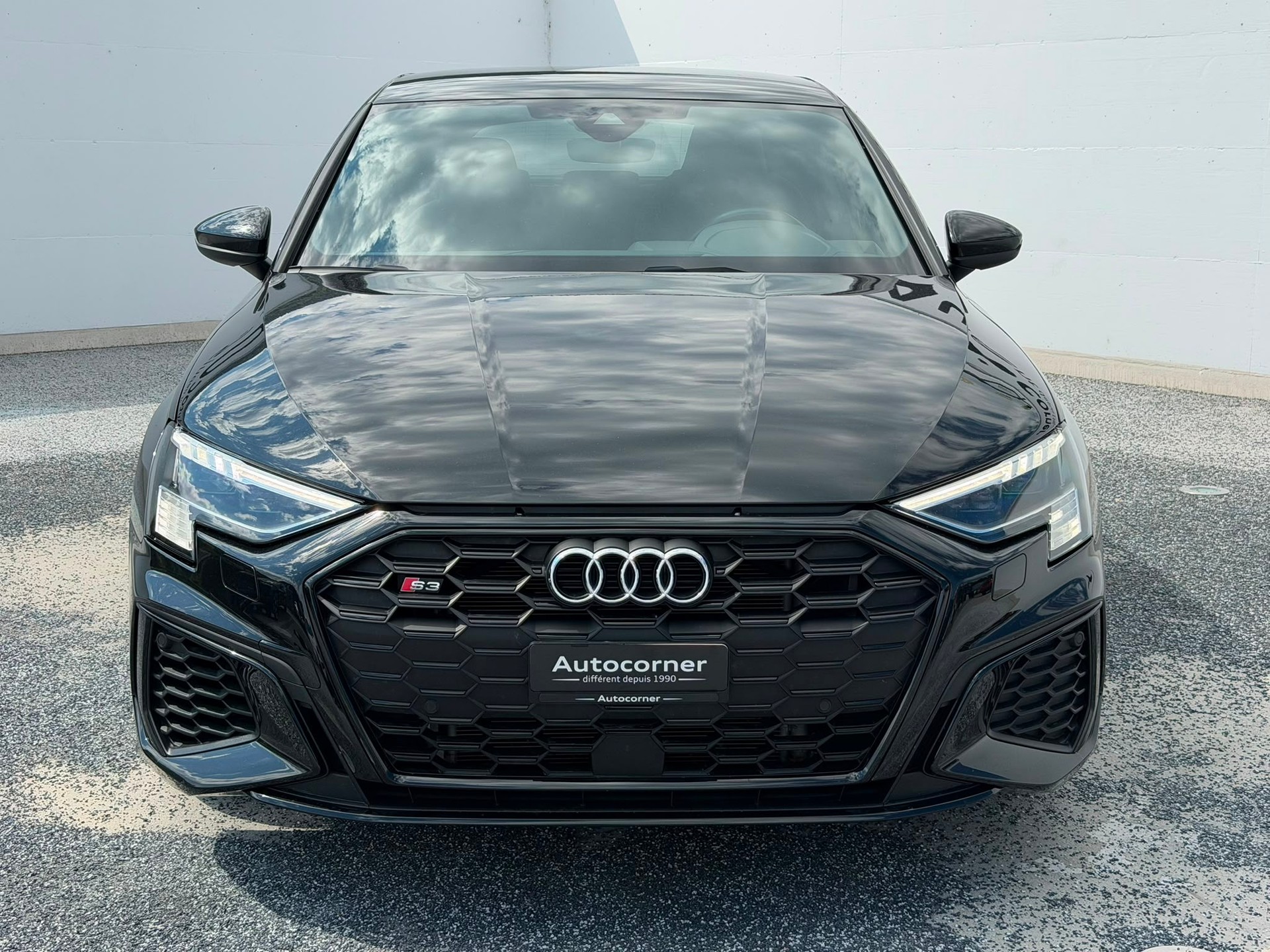 AUDI S3 Sportback 2.0 TFSI quattro S-tronic-image-4
