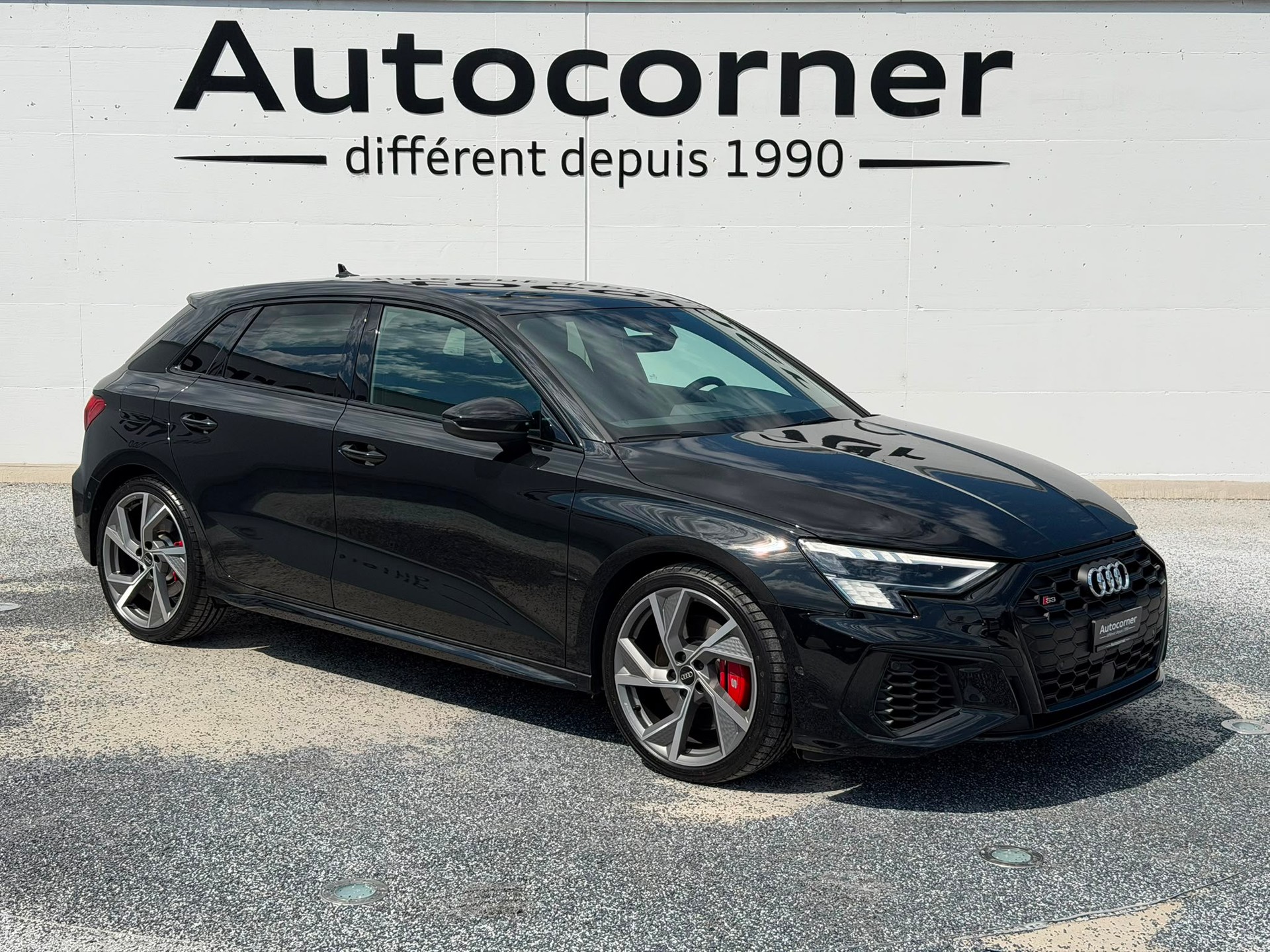 AUDI S3 Sportback 2.0 TFSI quattro S-tronic-image-5