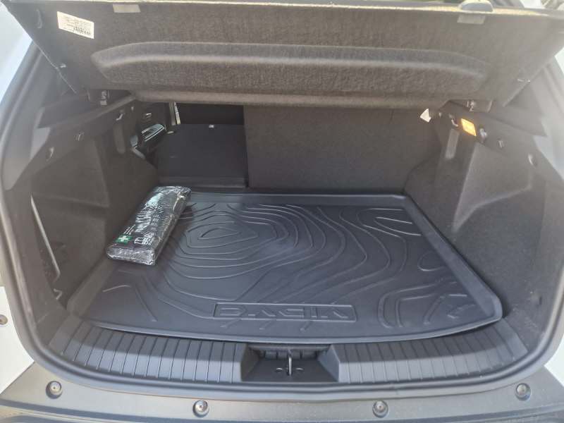DACIA Duster 1.2 Hybrid Extreme 4WD-image-12