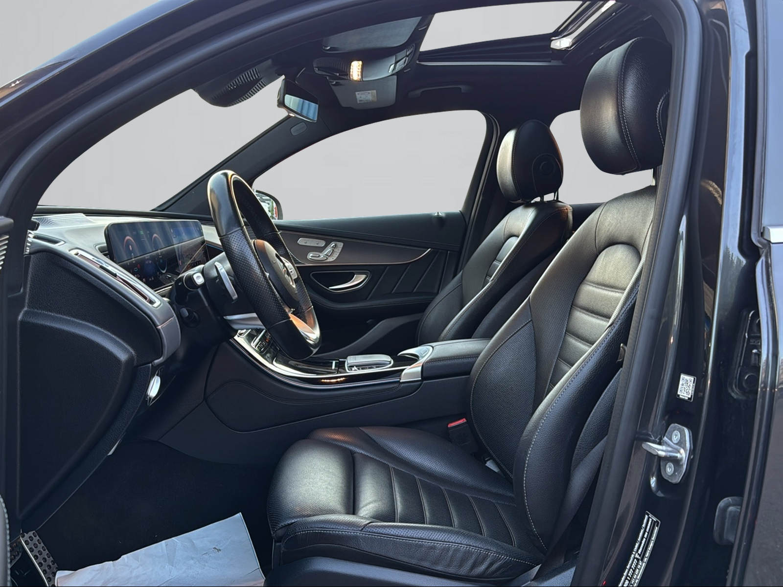 MERCEDES-BENZ EQC 400 AMG Line 4Matic-image-8