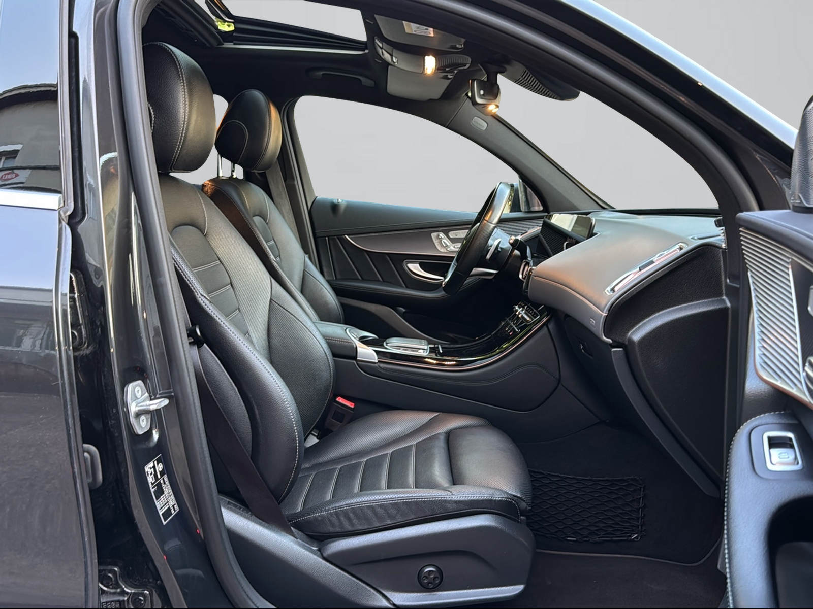 MERCEDES-BENZ EQC 400 AMG Line 4Matic-image-10