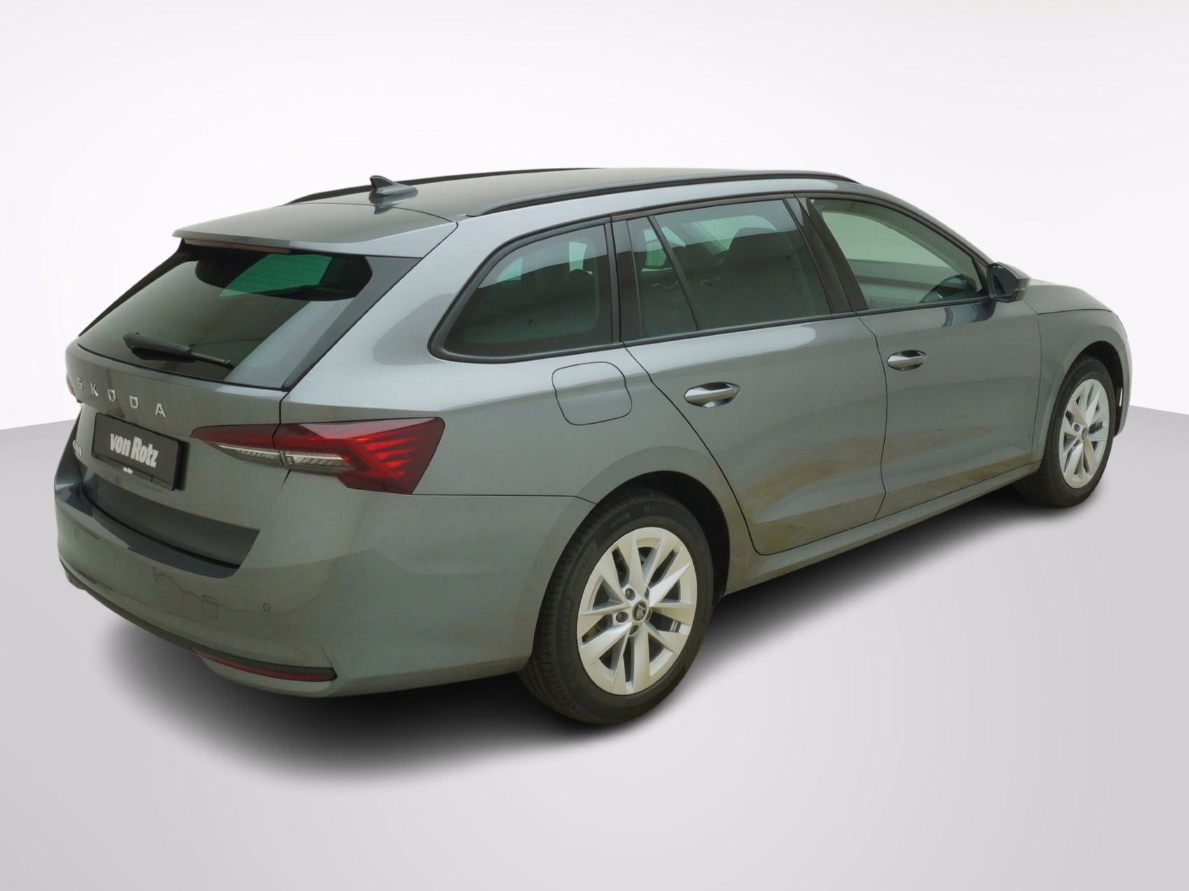 SKODA Octavia 2.0 TSI Selection-Loft 4x4 DSG-image-5