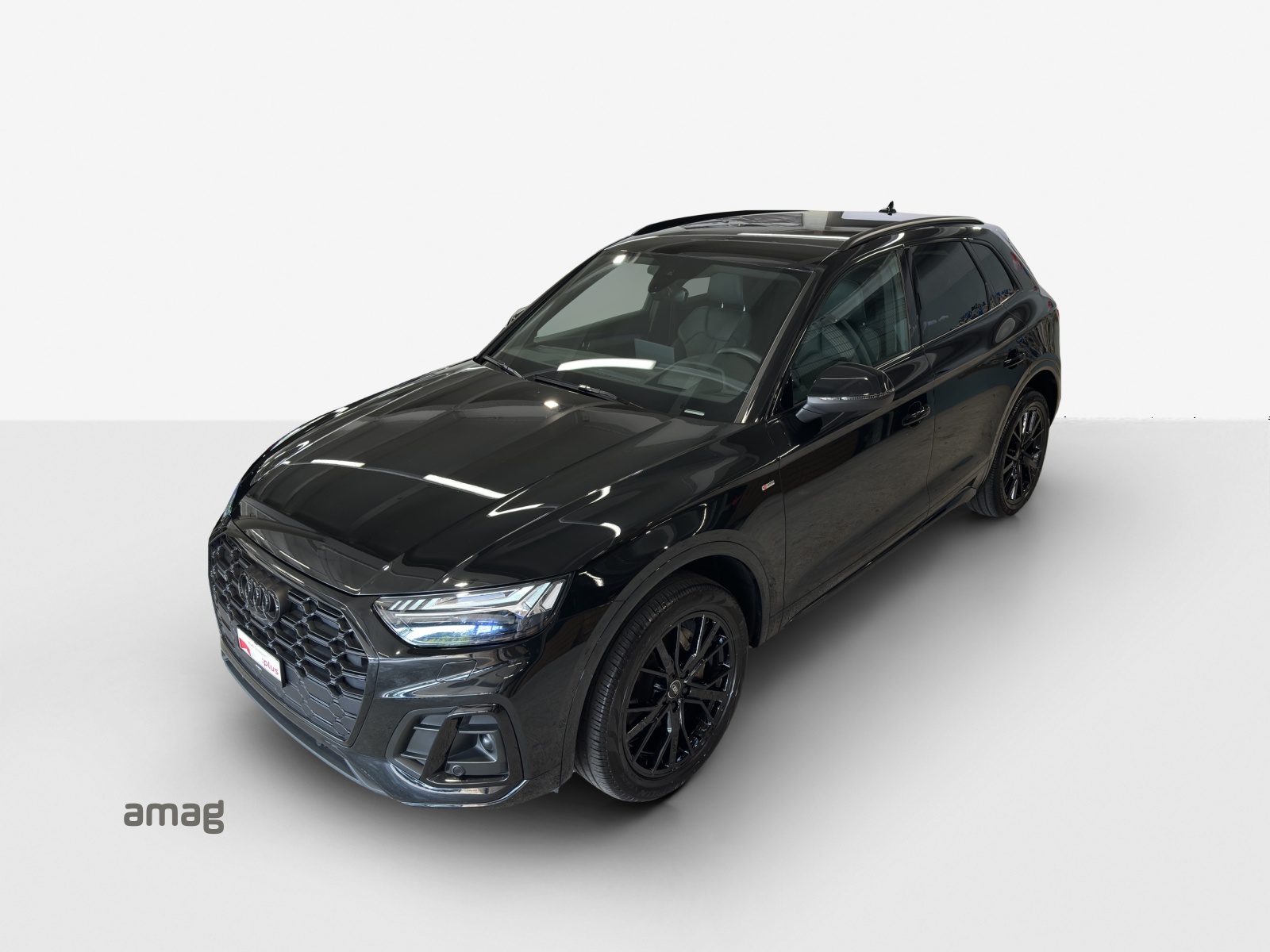 AUDI Q5 40 TDI Black Edition quattro S-tronic-image-15