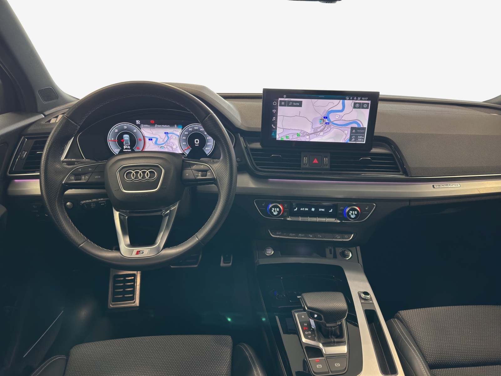 AUDI Q5 40 TDI Black Edition quattro S-tronic-image-8