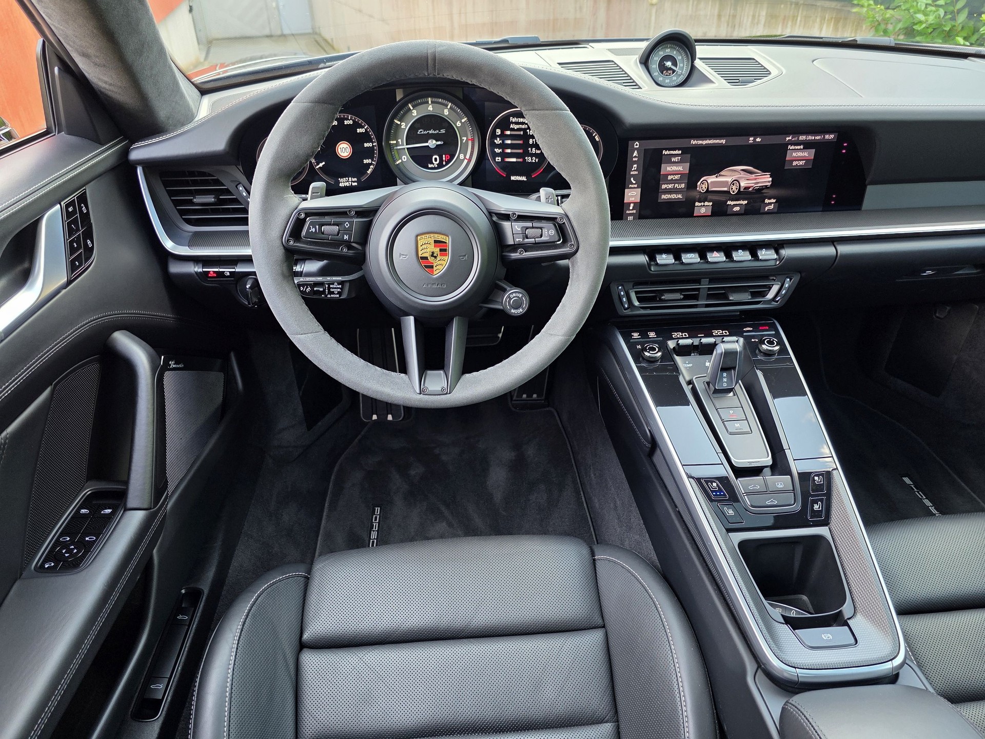 PORSCHE 911 Turbo S PDK | approved Garantie-image-11
