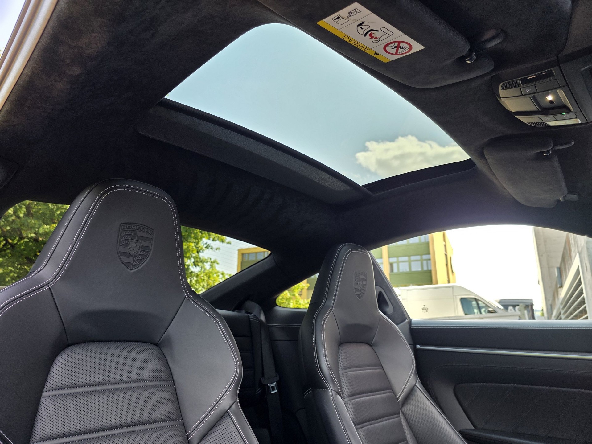 PORSCHE 911 Turbo S PDK | approved Garantie-image-16