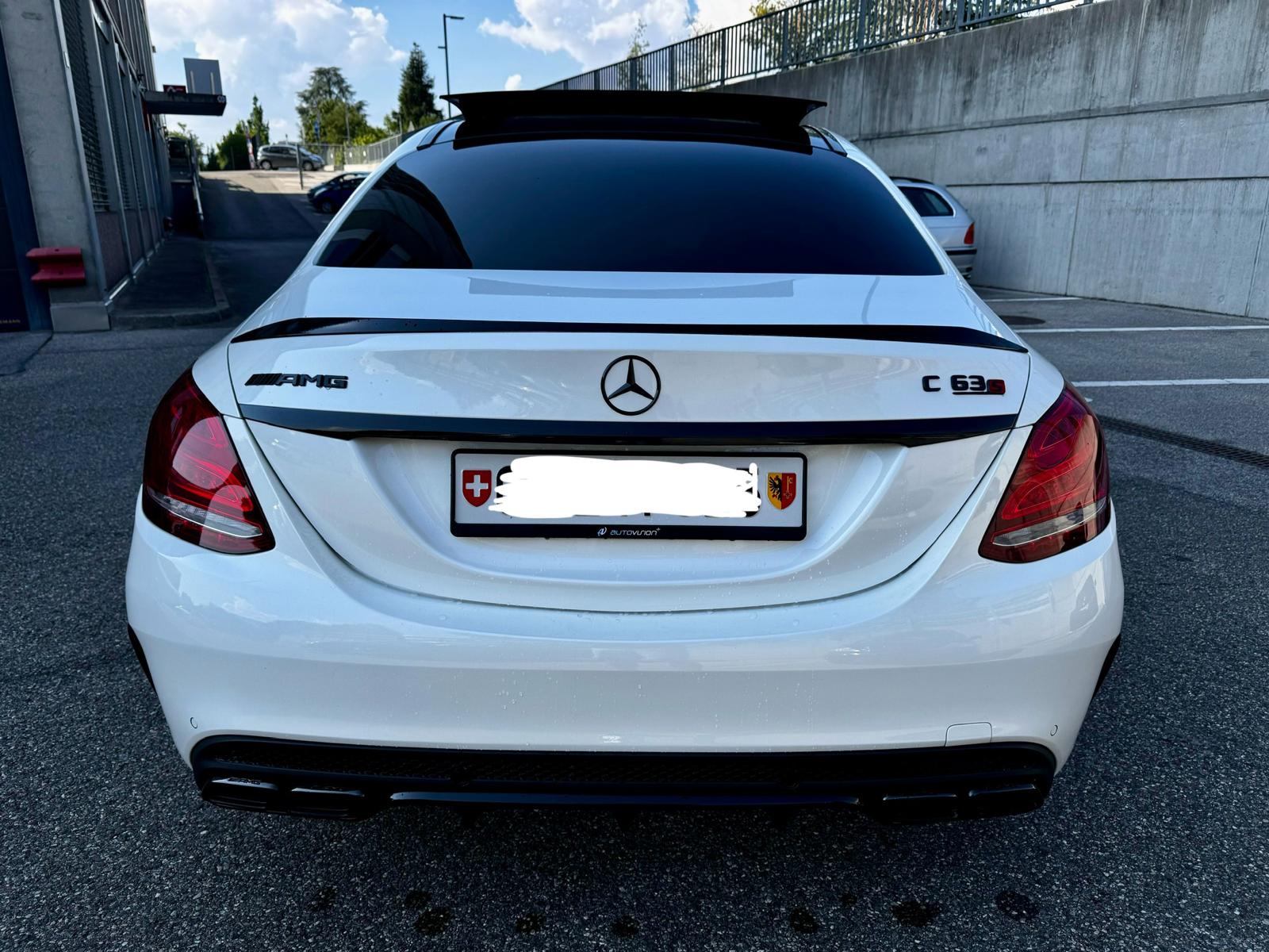 MERCEDES-BENZ C 63 S AMG Edition 1 Speedshift-image-6