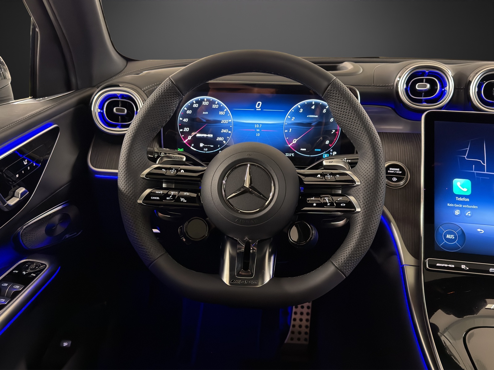 MERCEDES-BENZ GLC 53 AMG 4Matic+ 9G-Tronic-image-12