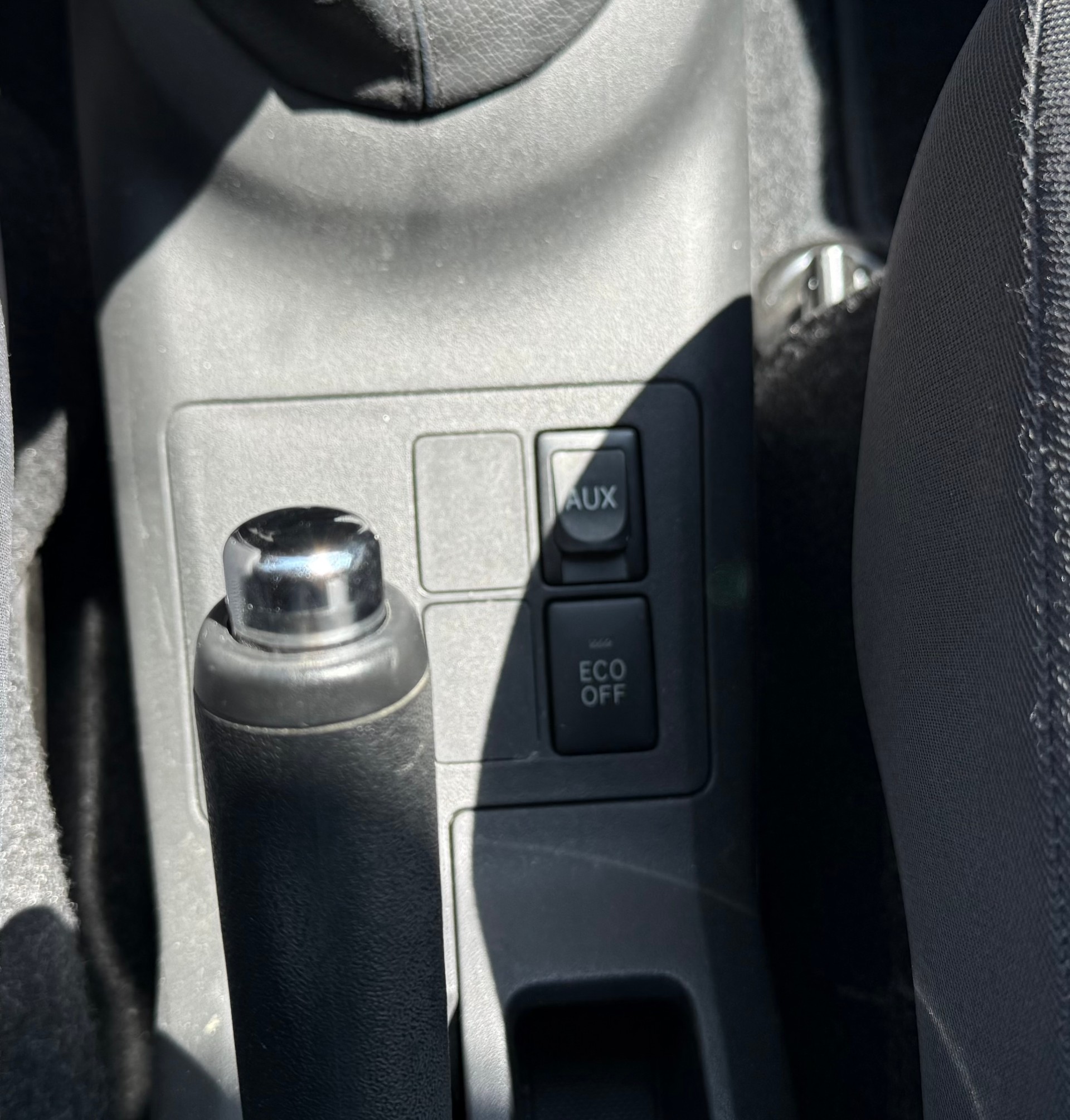 TOYOTA Yaris 1.33 S-image-17