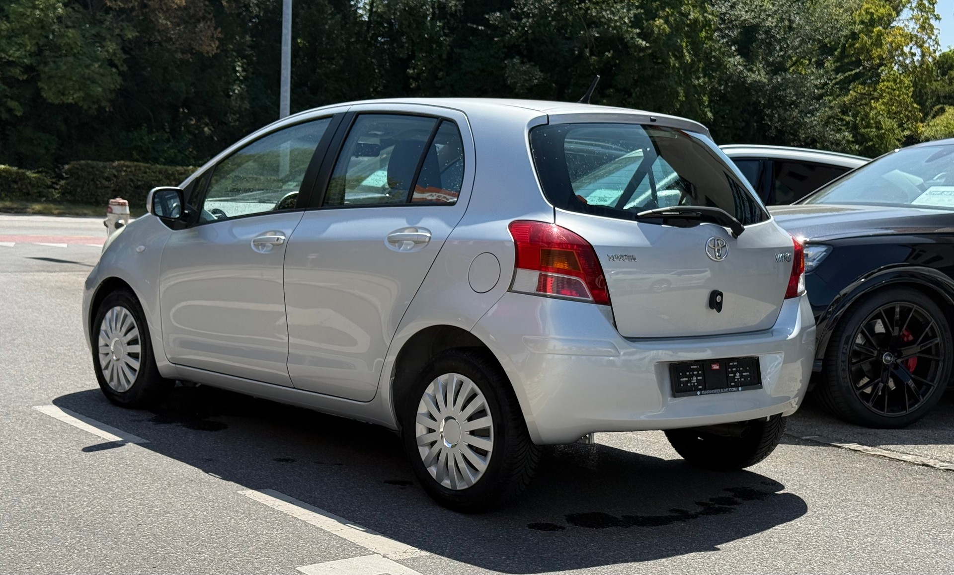 TOYOTA Yaris 1.33 S-image-5