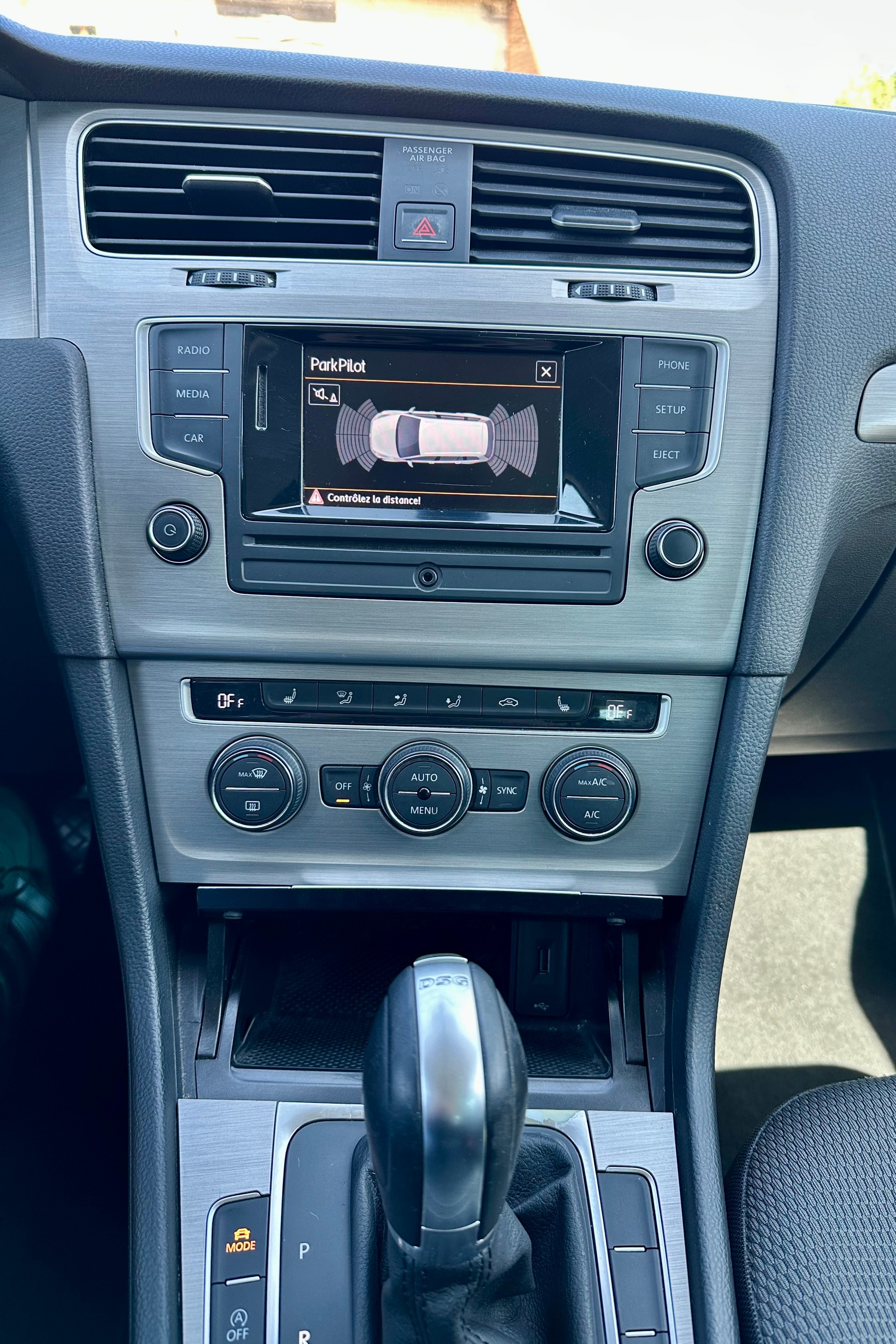 VW Golf Variant 1.4 TSI Comfortline DSG-image-14