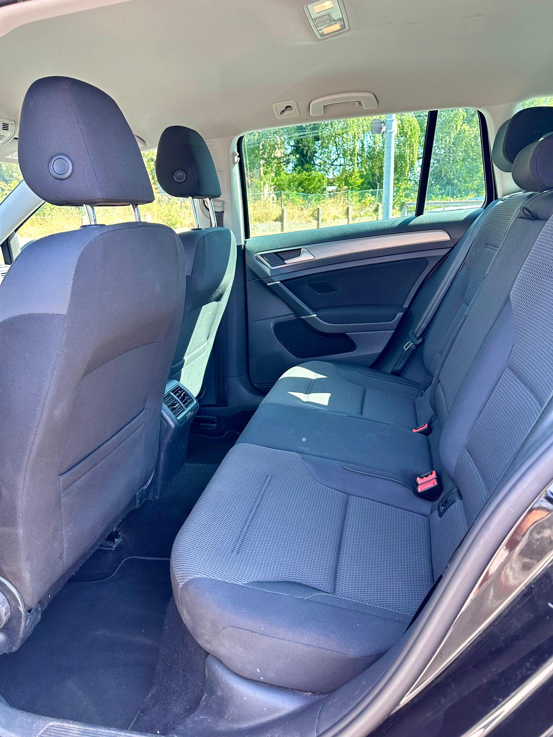VW Golf Variant 1.4 TSI Comfortline DSG-image-12