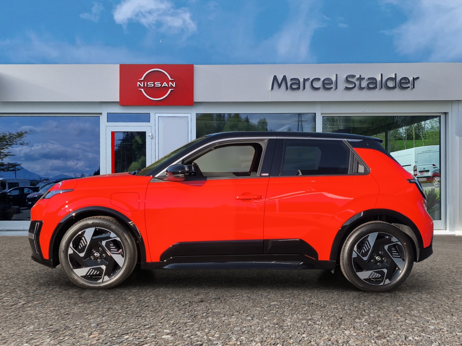 NISSAN Micra 52kWh Evolve-image-1
