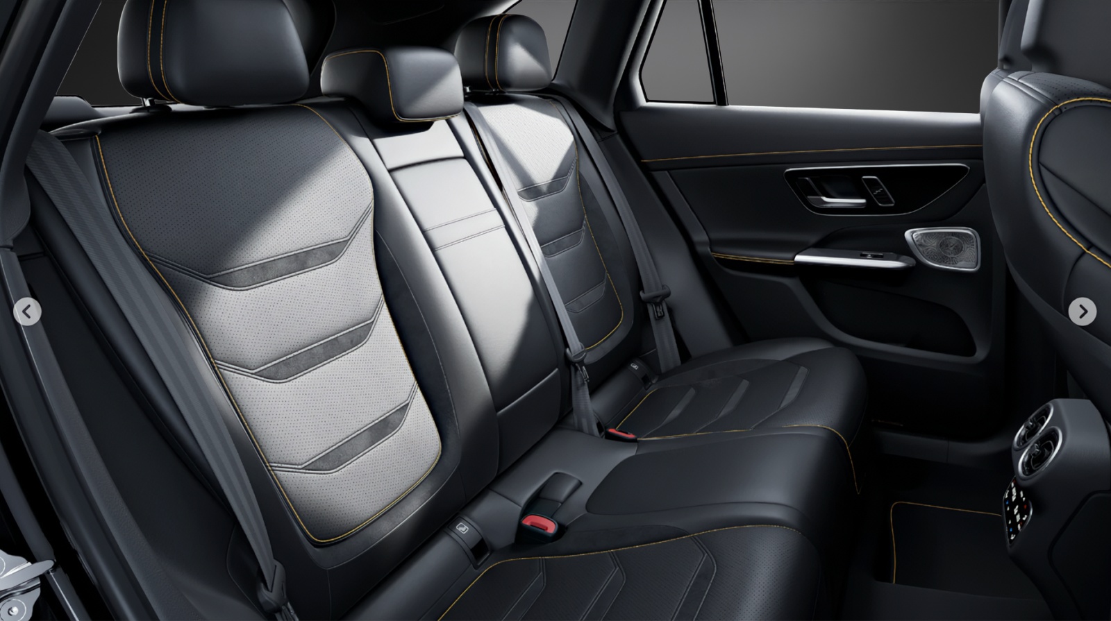 MERCEDES-BENZ GLC 53 AMG 4Matic+ 9G-Tronic-image-8