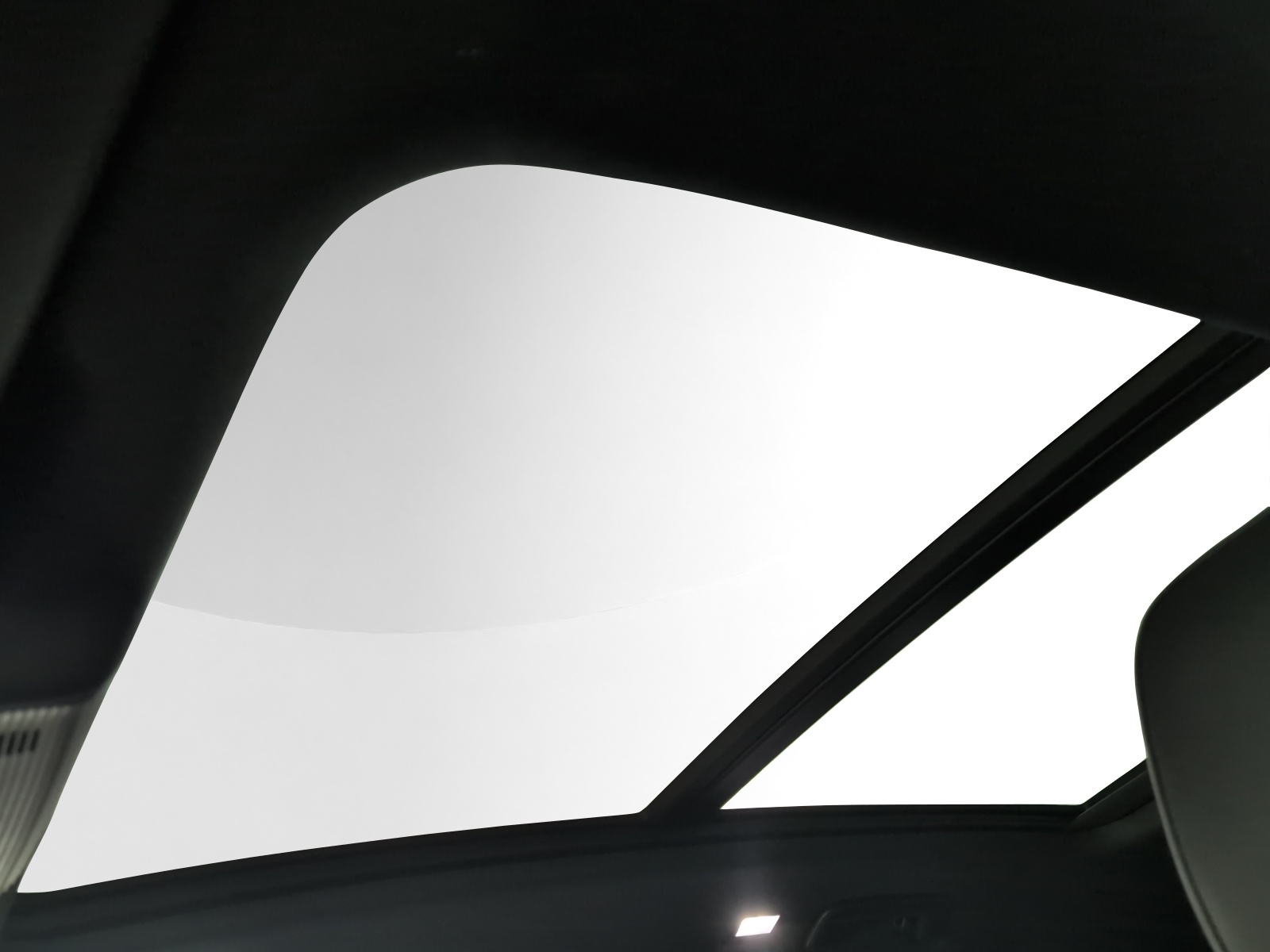 VW Tiguan 2.0 TSI United DSG 4Motion-image-13