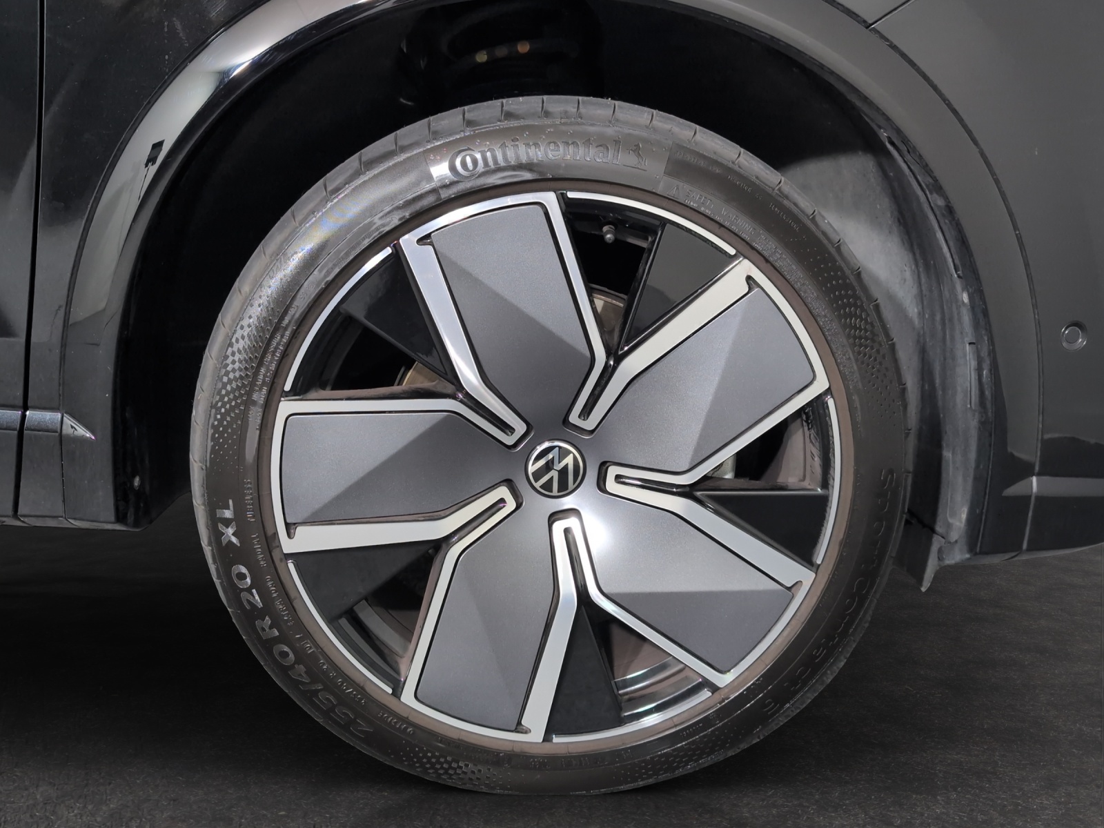 VW Tiguan 2.0 TSI United DSG 4Motion-image-4