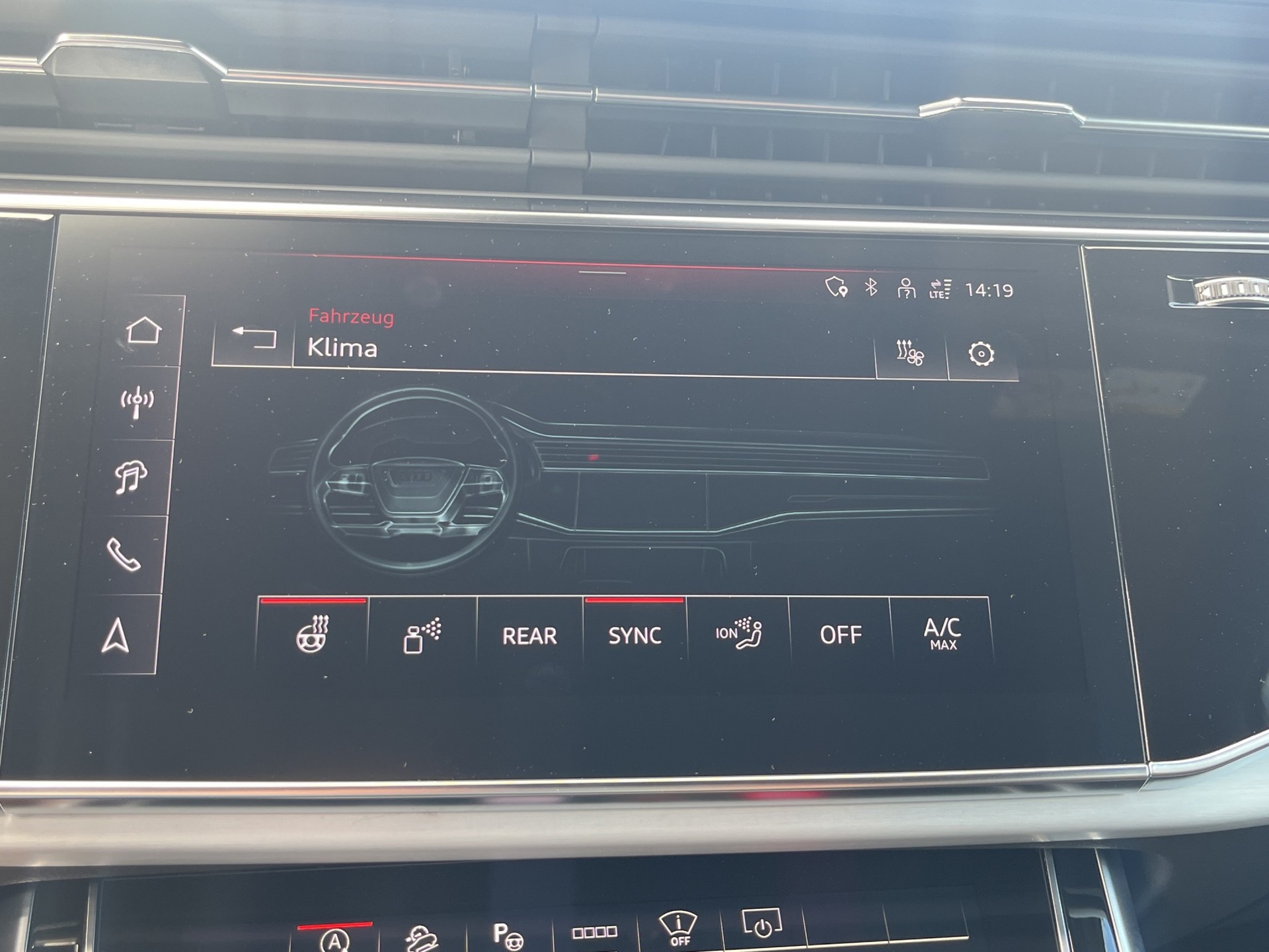 AUDI Q7 SUV TFSI quattro 250 kW S line tiptronic*7-Plätzer, AHK, S-Sportsitze PLUS, Panodach, Standheizung, (5-Jahre Garantie)-image-30