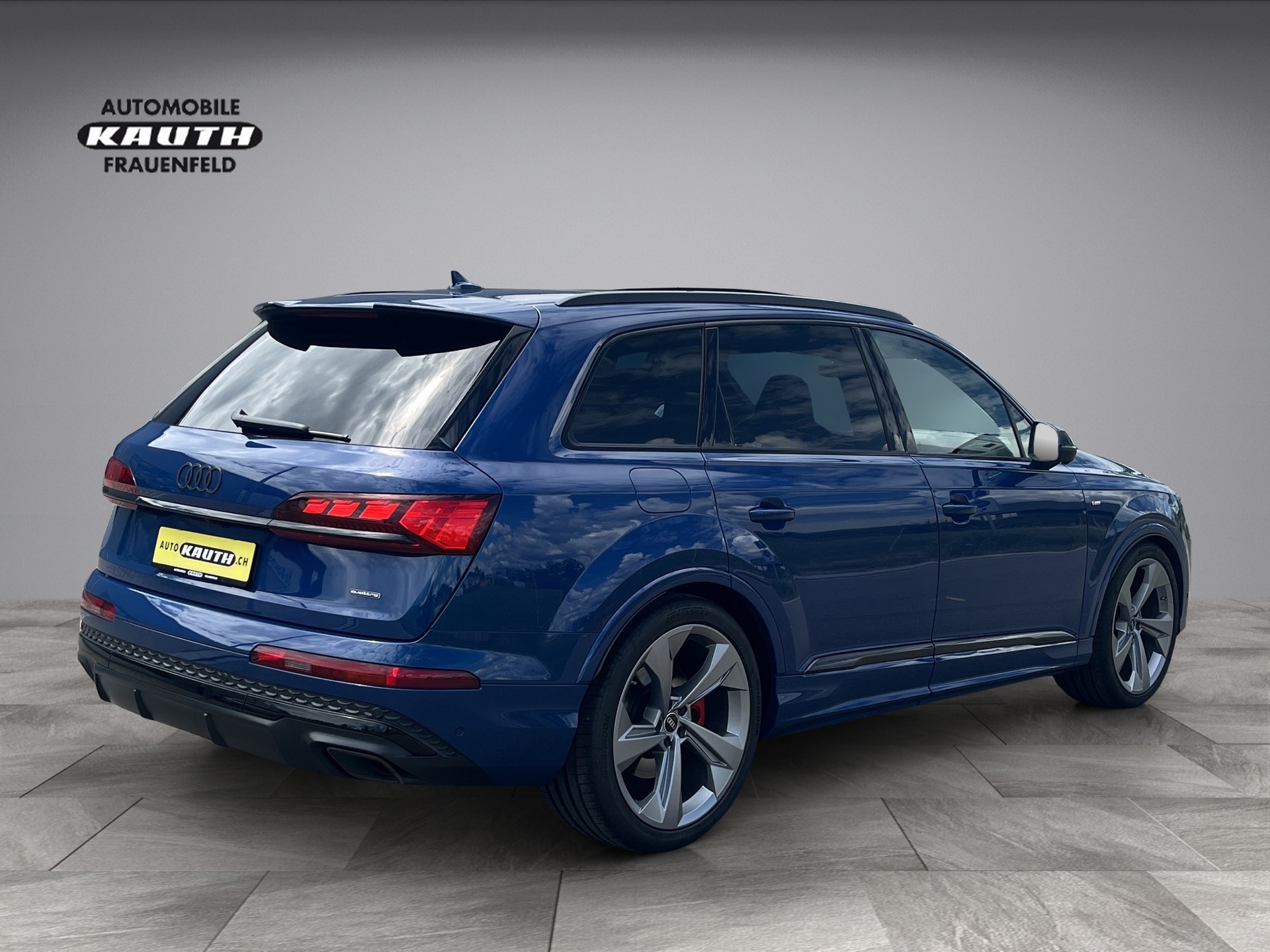 AUDI Q7 SUV TFSI quattro 250 kW S line tiptronic*7-Plätzer, AHK, S-Sportsitze PLUS, Panodach, Standheizung, (5-Jahre Garantie)-image-5