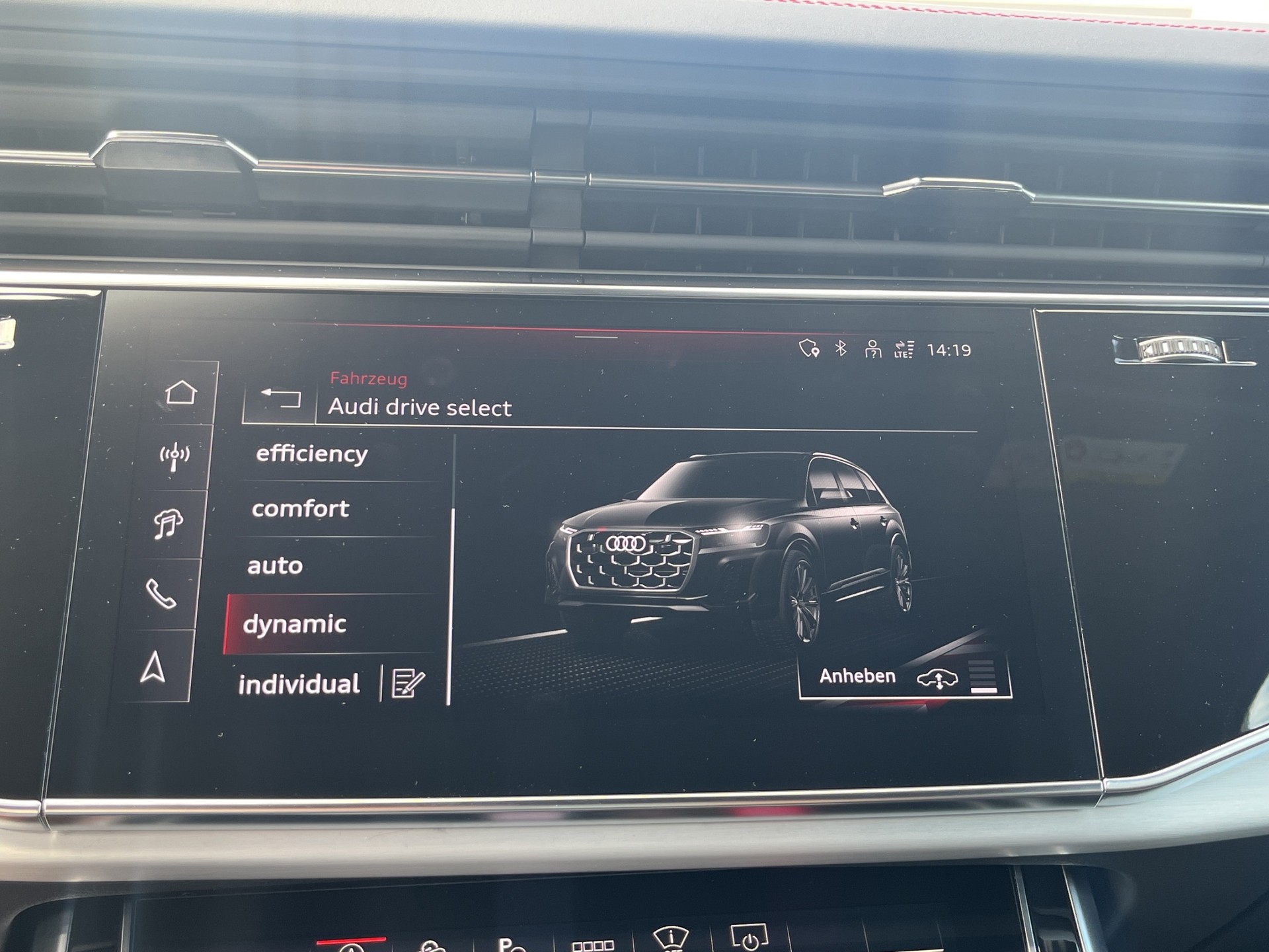 AUDI Q7 SUV TFSI quattro 250 kW S line tiptronic*7-Plätzer, AHK, S-Sportsitze PLUS, Panodach, Standheizung, (5-Jahre Garantie)-image-29