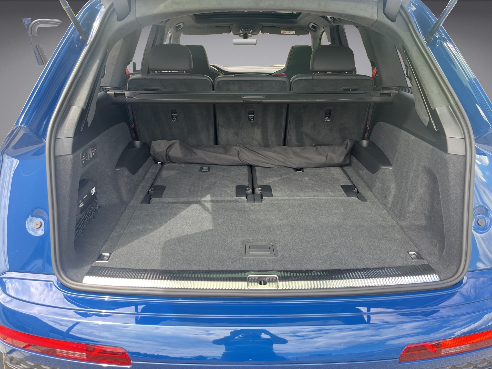 AUDI Q7 SUV TFSI quattro 250 kW S line tiptronic*7-Plätzer, AHK, S-Sportsitze PLUS, Panodach, Standheizung, (5-Jahre Garantie)-image-16