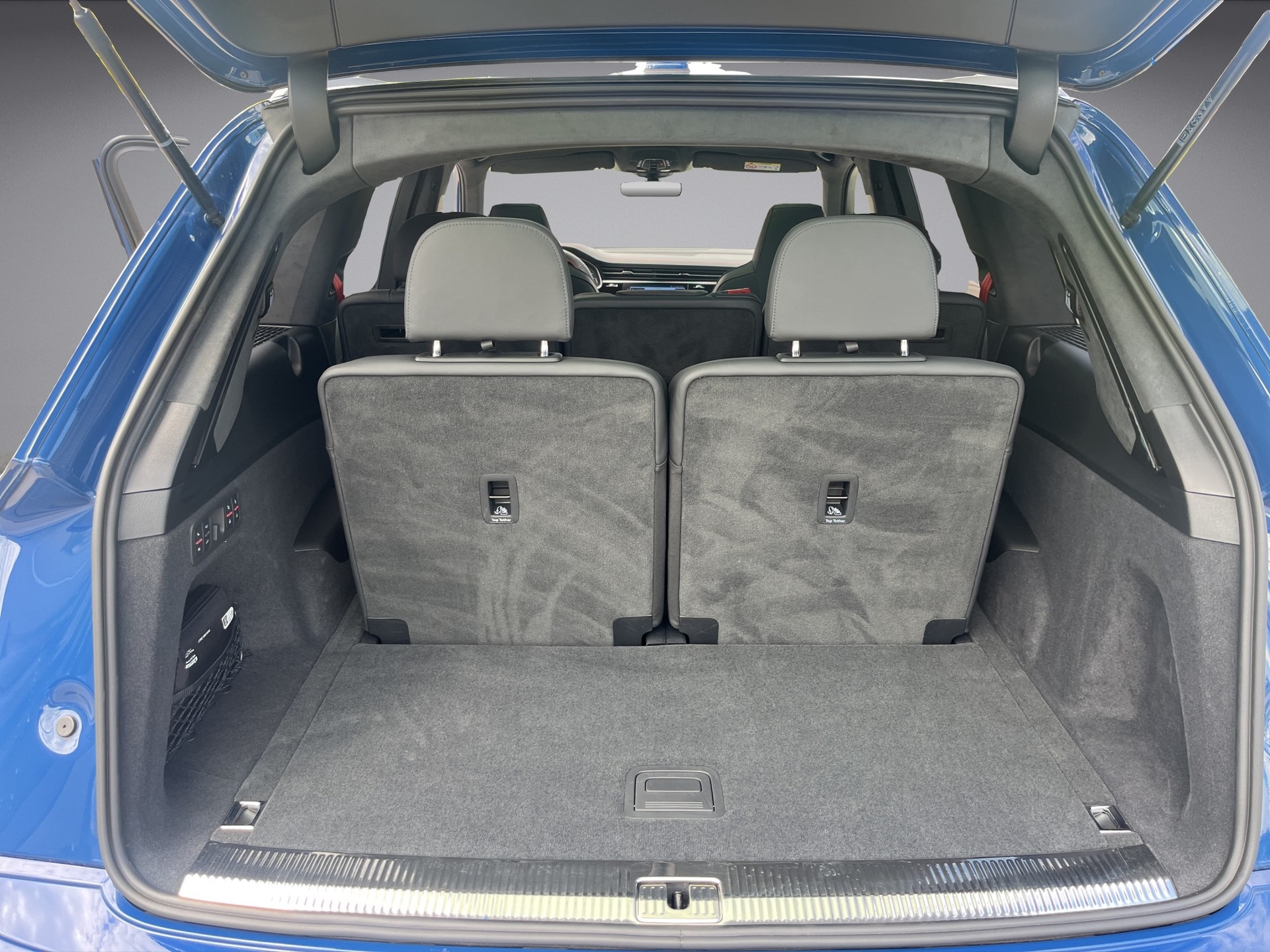 AUDI Q7 SUV TFSI quattro 250 kW S line tiptronic*7-Plätzer, AHK, S-Sportsitze PLUS, Panodach, Standheizung, (5-Jahre Garantie)-image-17
