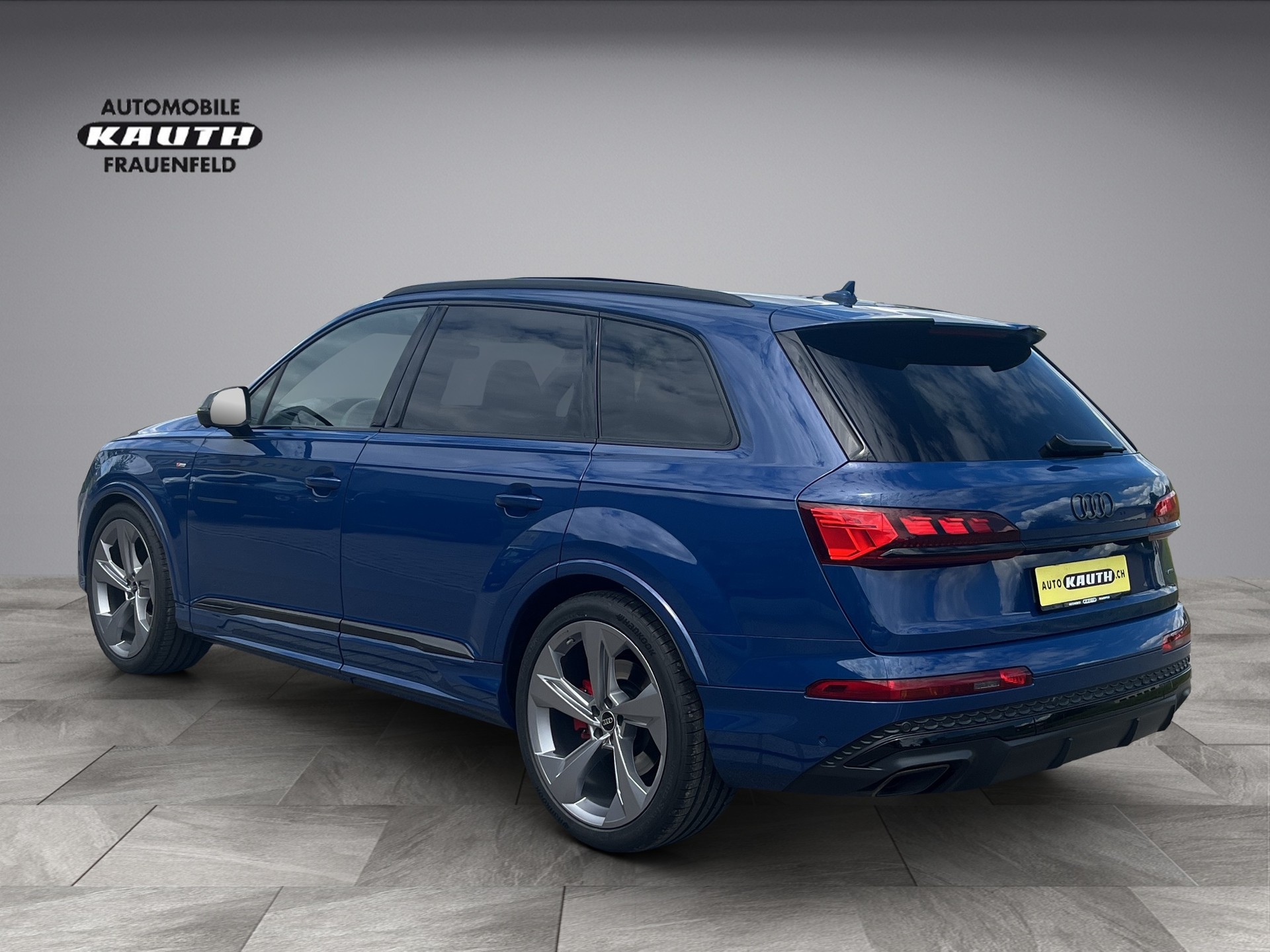 AUDI Q7 SUV TFSI quattro 250 kW S line tiptronic*7-Plätzer, AHK, S-Sportsitze PLUS, Panodach, Standheizung, (5-Jahre Garantie)-showroom-element-2