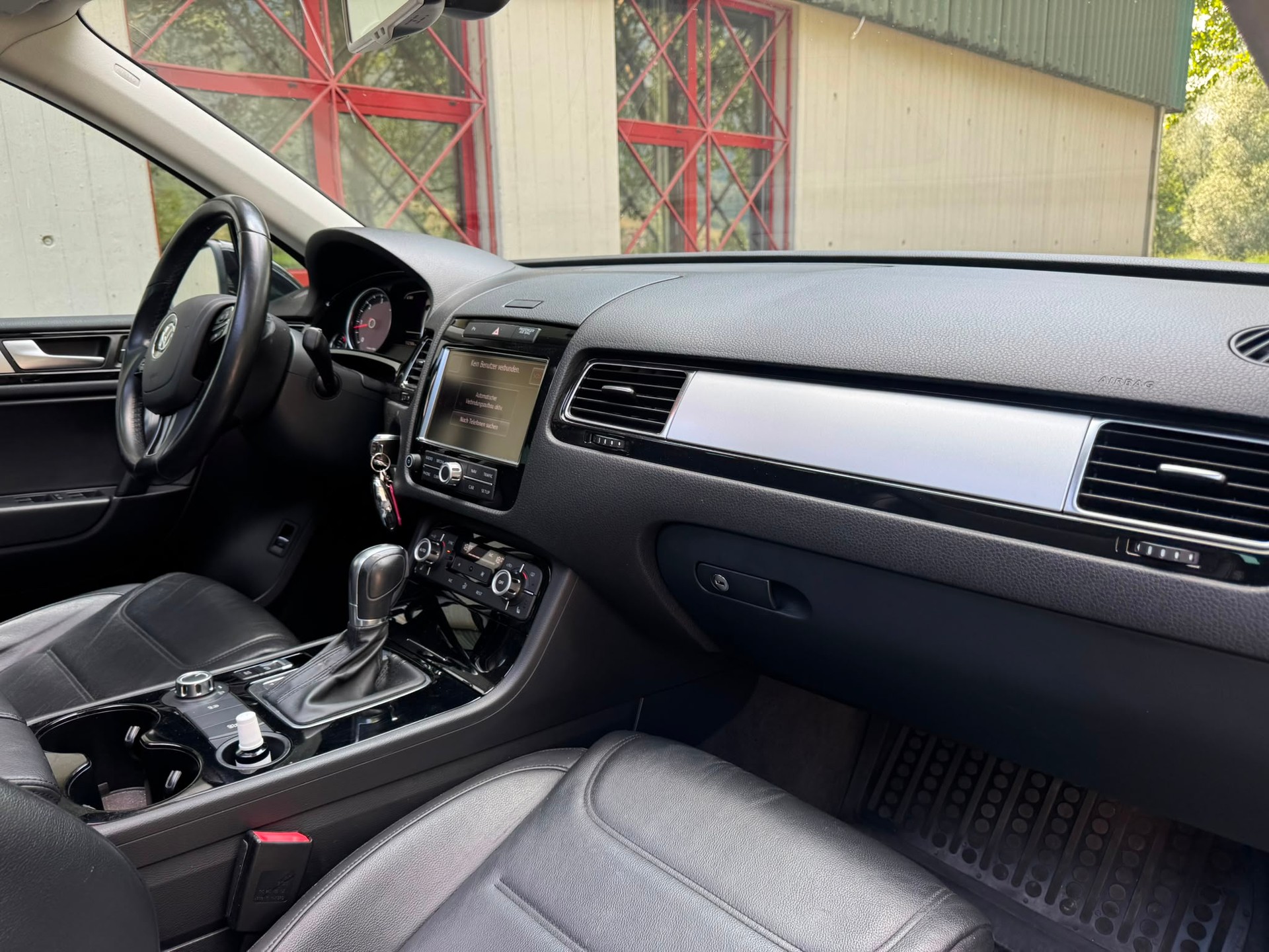 VW Touareg 3.0 TDI BMT Value Tiptronic-image-13