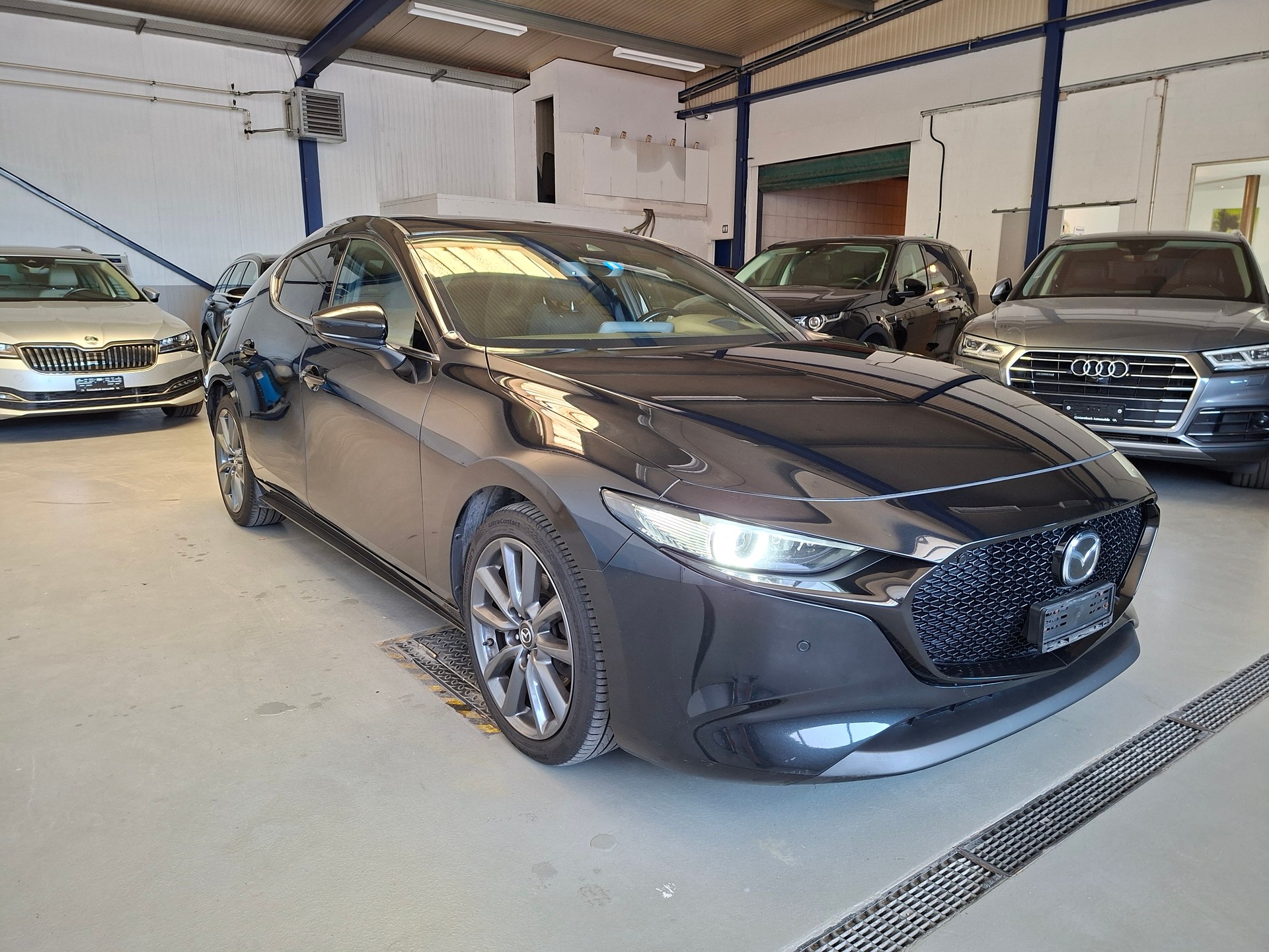 MAZDA 3 Hatchback SKYACTIV-X M Hybrid 186 Ambition Plus-image-6