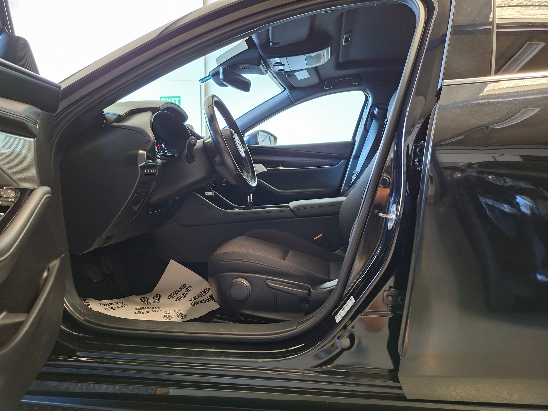 MAZDA 3 Hatchback SKYACTIV-X M Hybrid 186 Ambition Plus-image-7