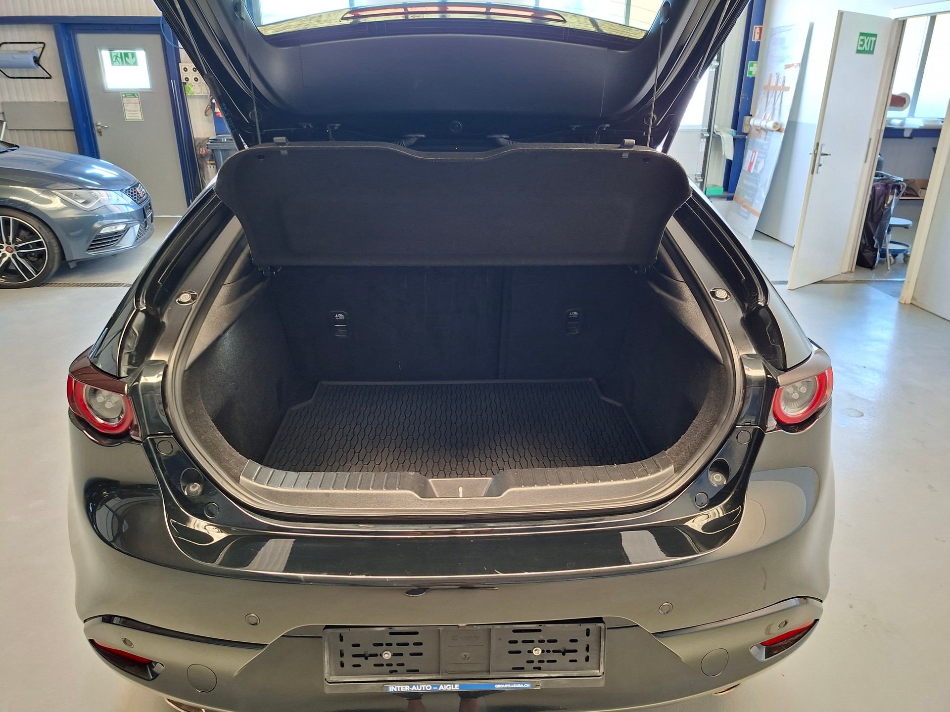 MAZDA 3 Hatchback SKYACTIV-X M Hybrid 186 Ambition Plus-image-19