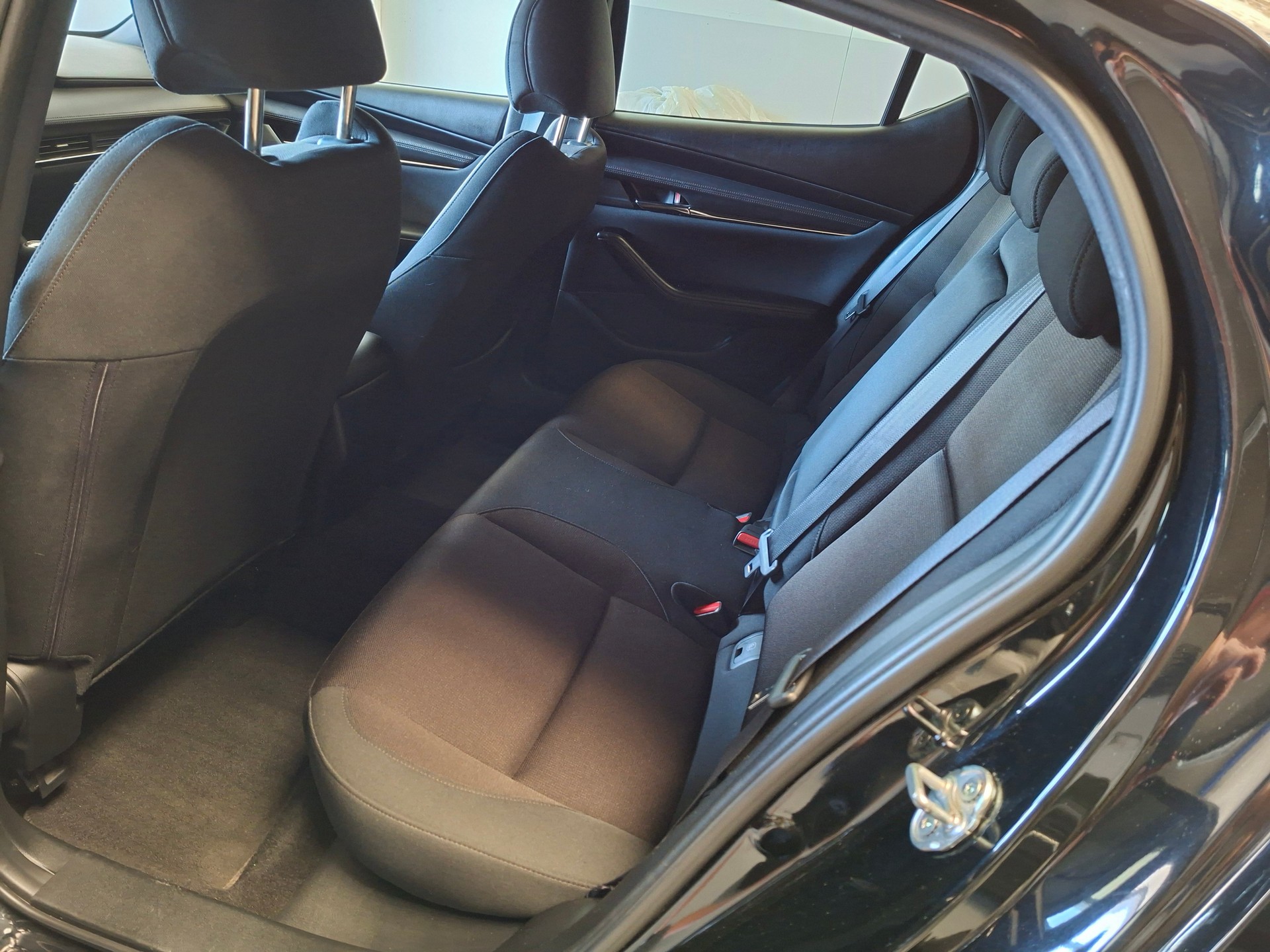 MAZDA 3 Hatchback SKYACTIV-X M Hybrid 186 Ambition Plus-image-17