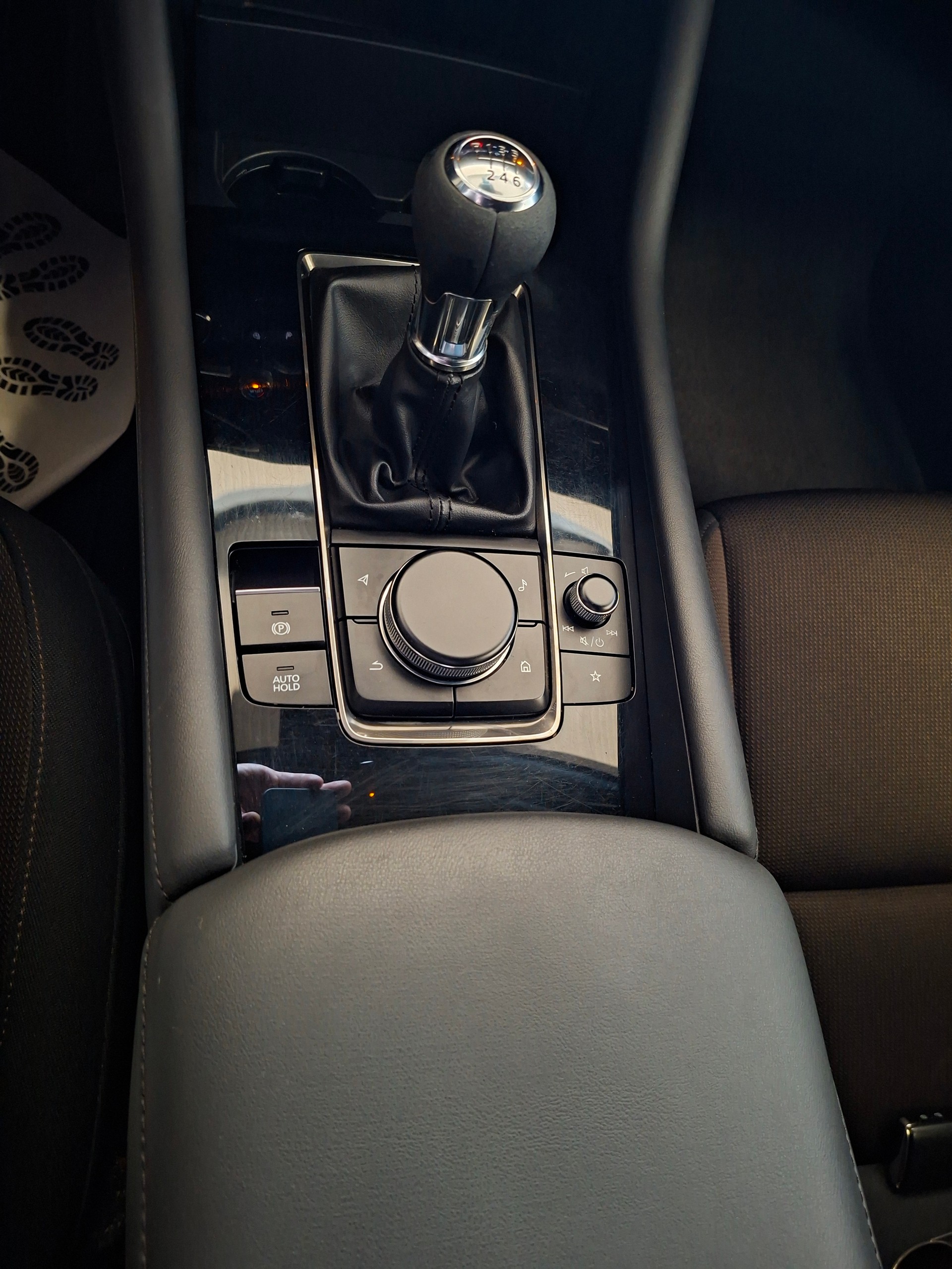 MAZDA 3 Hatchback SKYACTIV-X M Hybrid 186 Ambition Plus-image-13