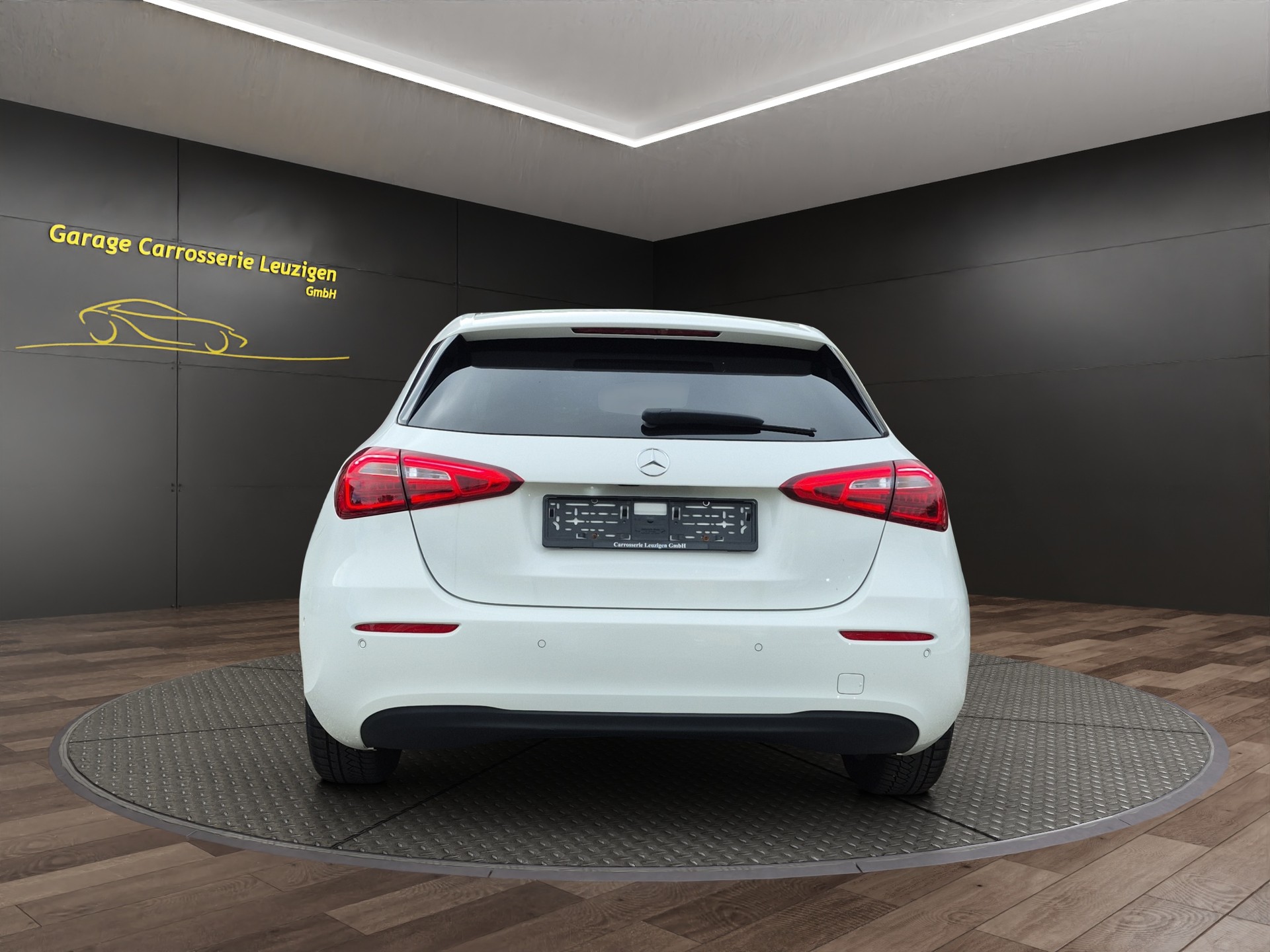 MERCEDES-BENZ A 180 d Style 7G-DCT-image-5