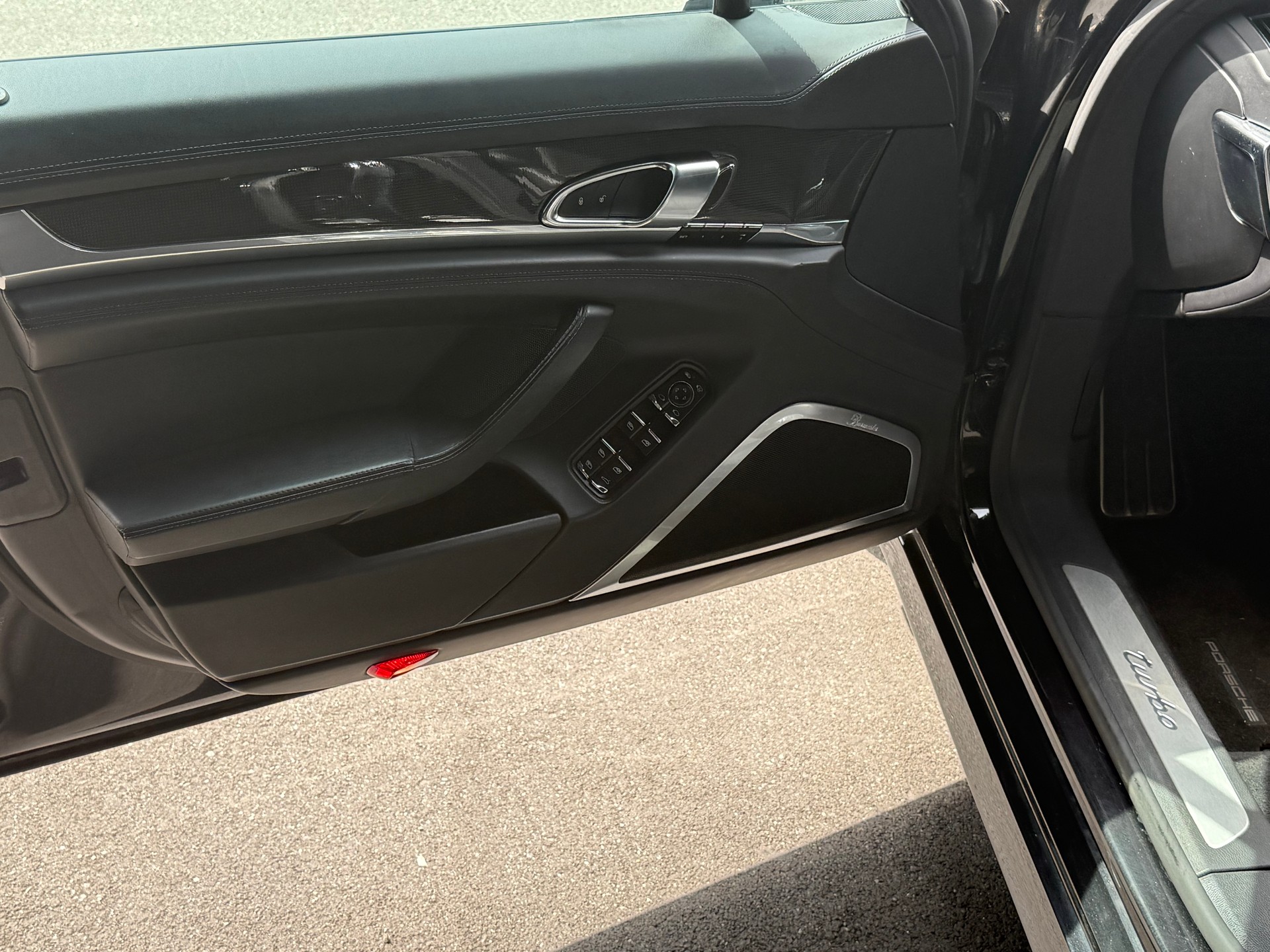 PORSCHE Panamera Turbo 4.8 PDK-image-11